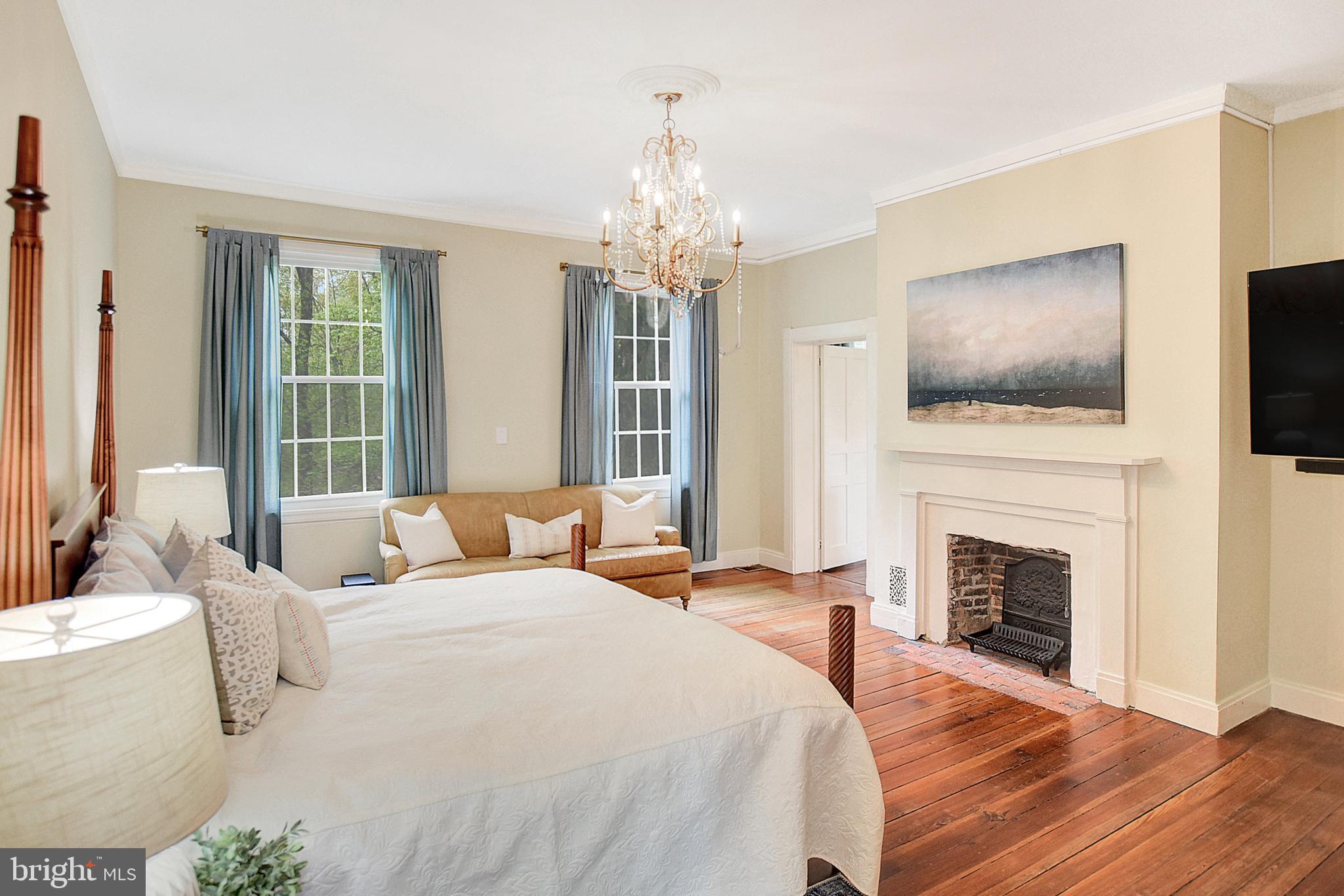 HARWOOD - Residential