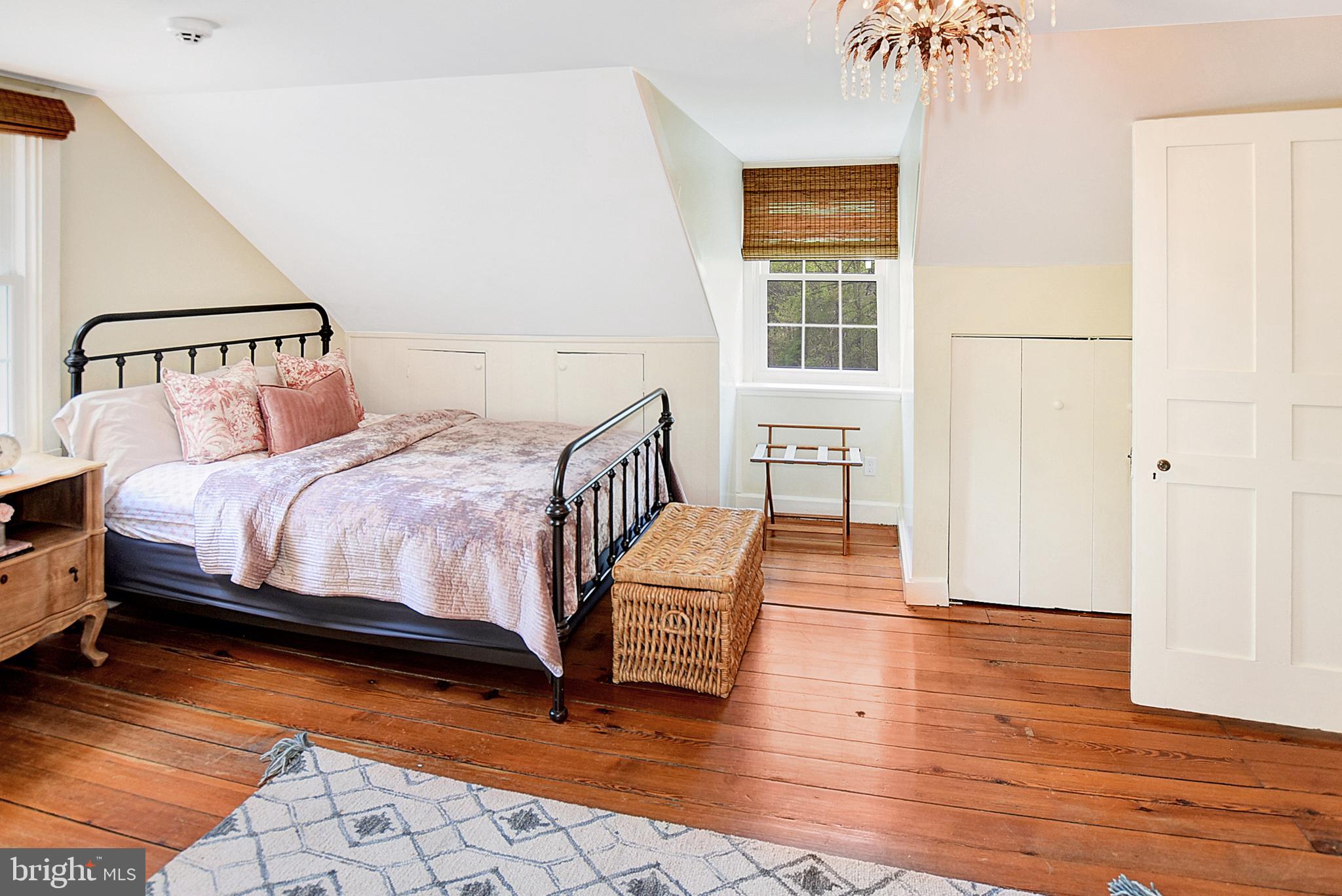 HARWOOD - Residential