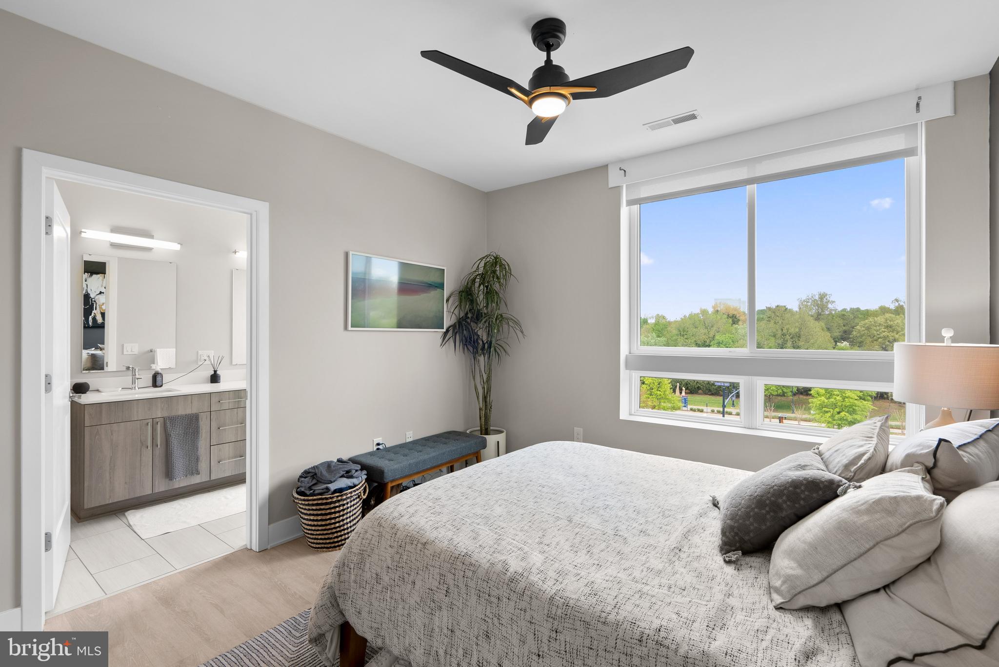 NATIONAL HARBOR - Residential