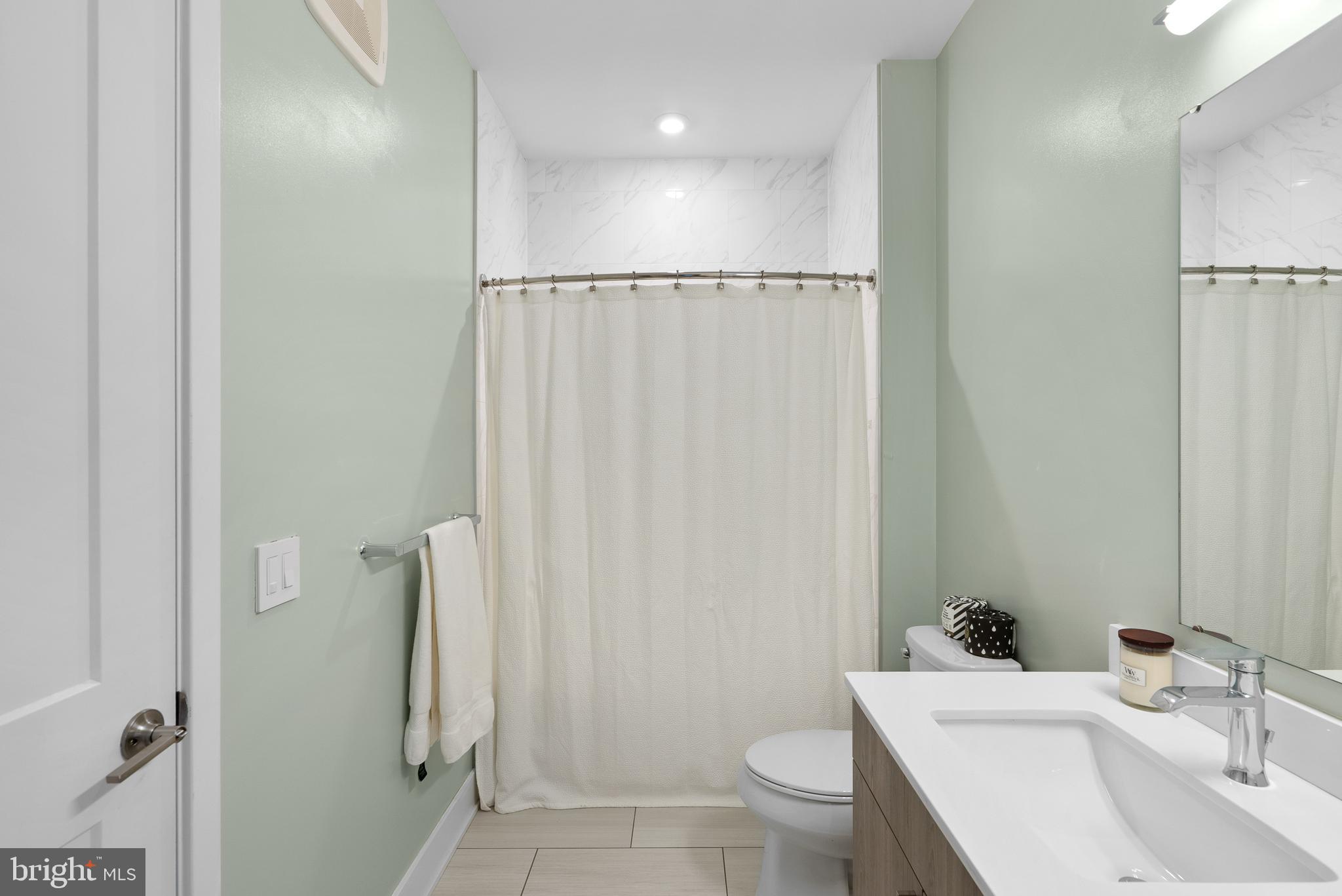 NATIONAL HARBOR - Residential