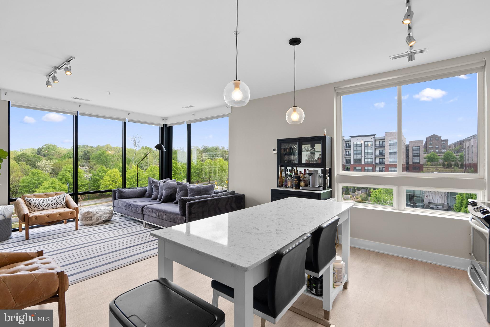 NATIONAL HARBOR - Residential