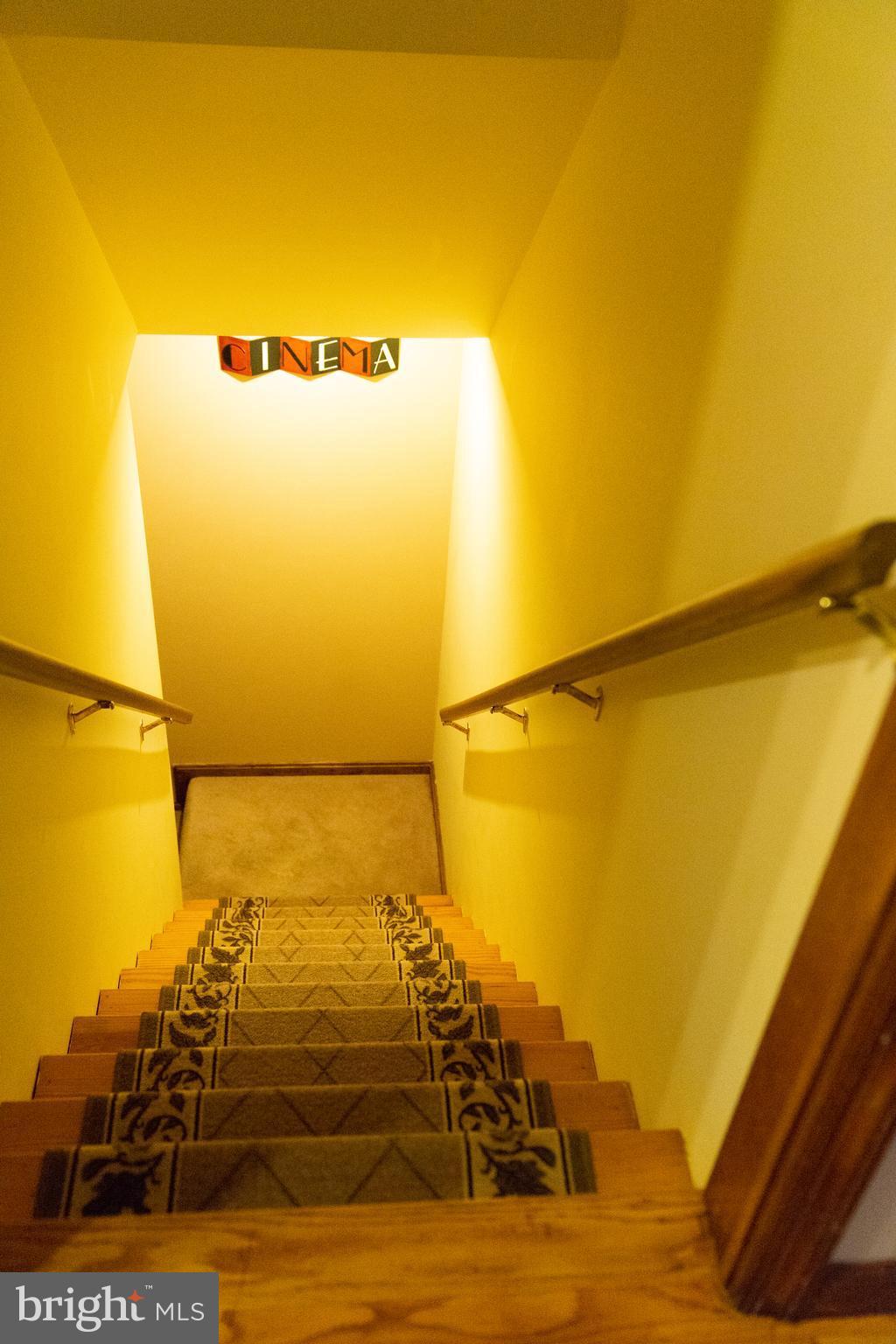 ELKRIDGE HEIGHTS - Residential