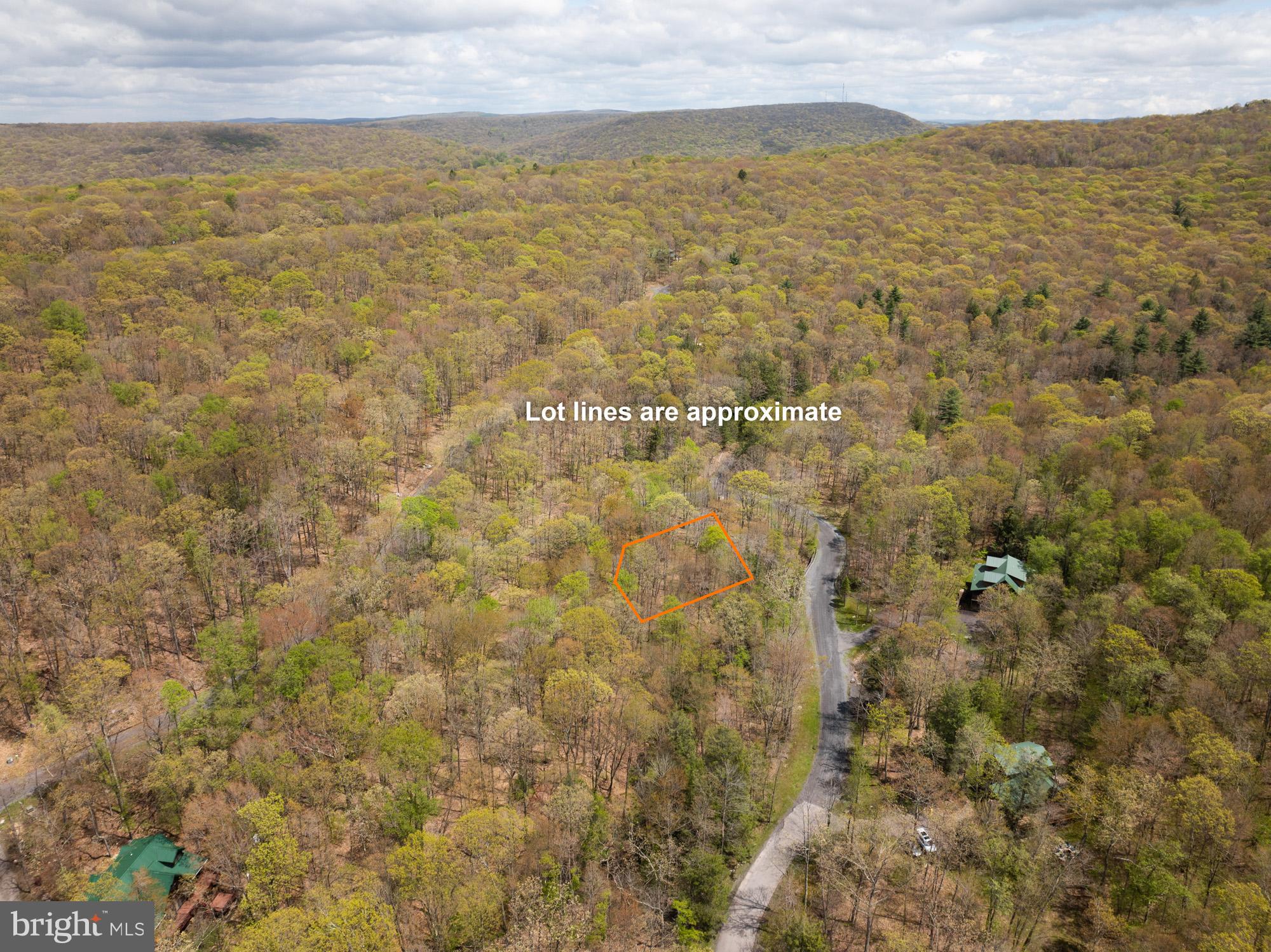 GALLATIN WOODS - Land