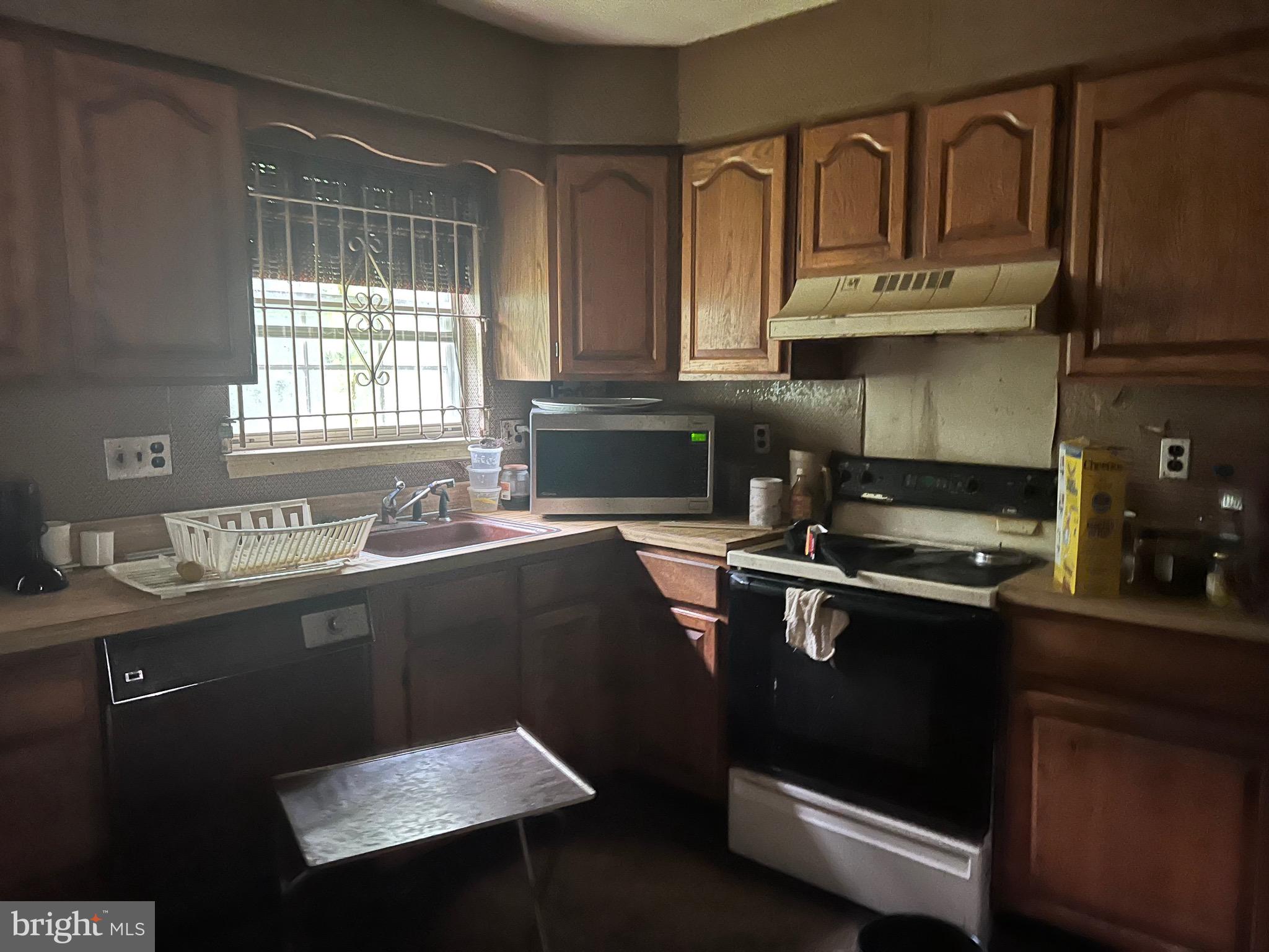 ELKINS PARK - Residential