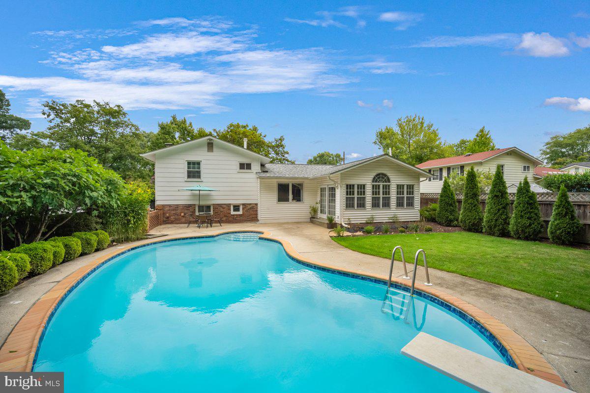 STONEYBROOK ESTATES - Residential