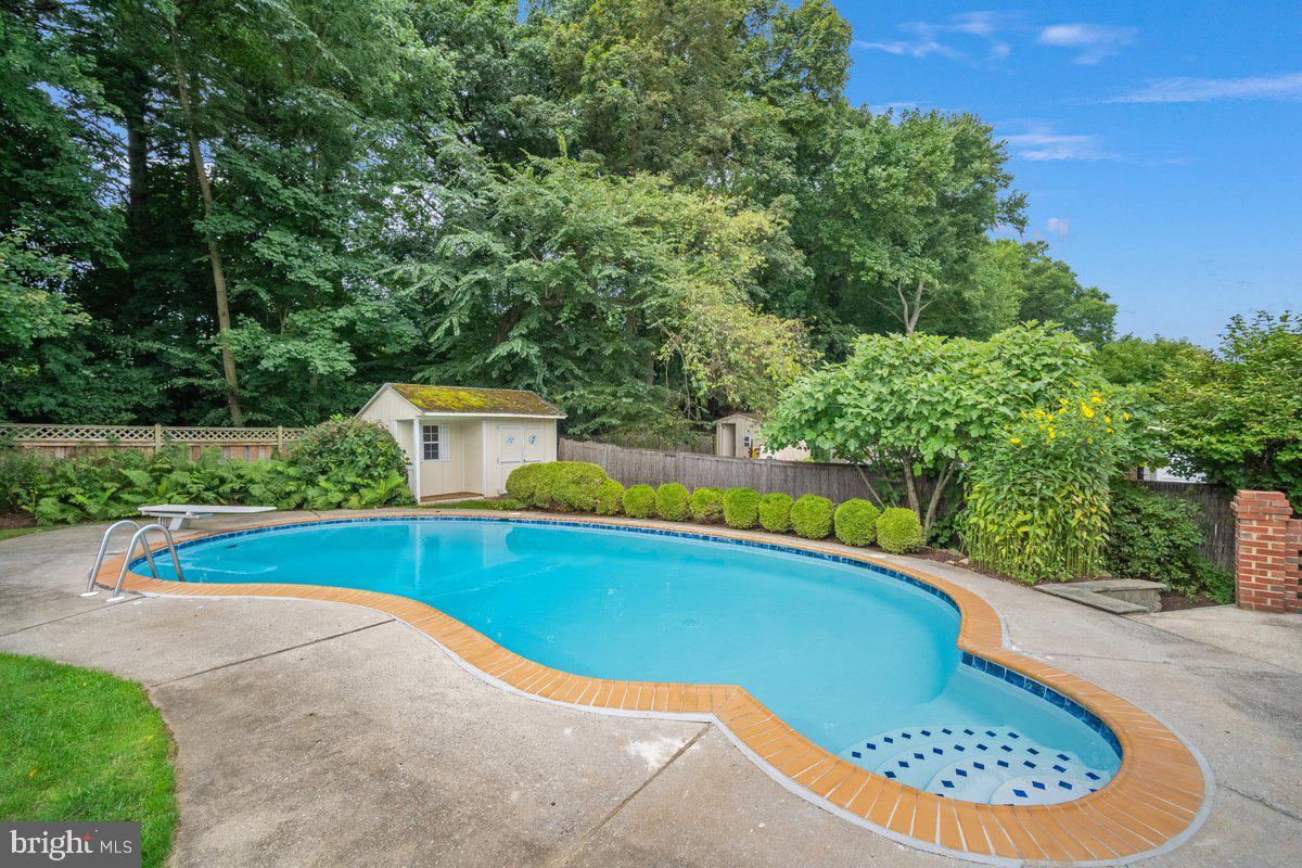 STONEYBROOK ESTATES - Residential