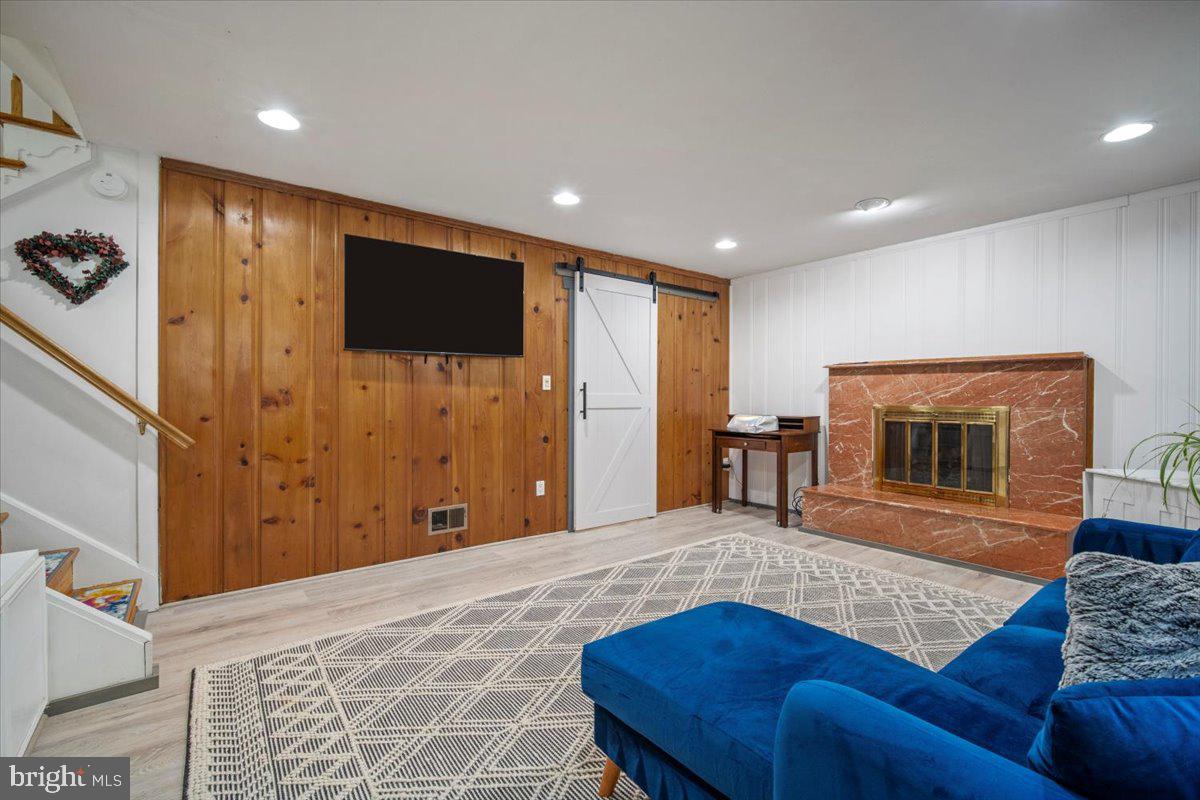 STONEYBROOK ESTATES - Residential