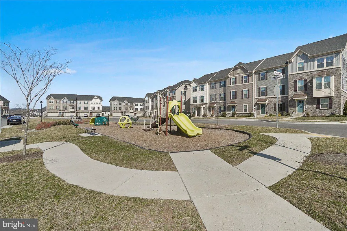 New Market, Maryland 21774, United States, 4 Bedrooms Bedrooms, ,4 BathroomsBathrooms,Residential,Contingent,124747