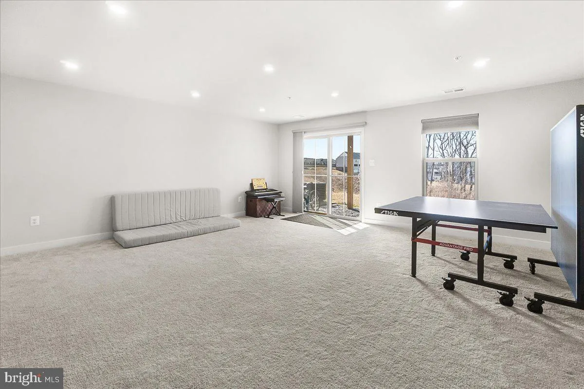 New Market, Maryland 21774, United States, 4 Bedrooms Bedrooms, ,4 BathroomsBathrooms,Residential,Contingent,124747