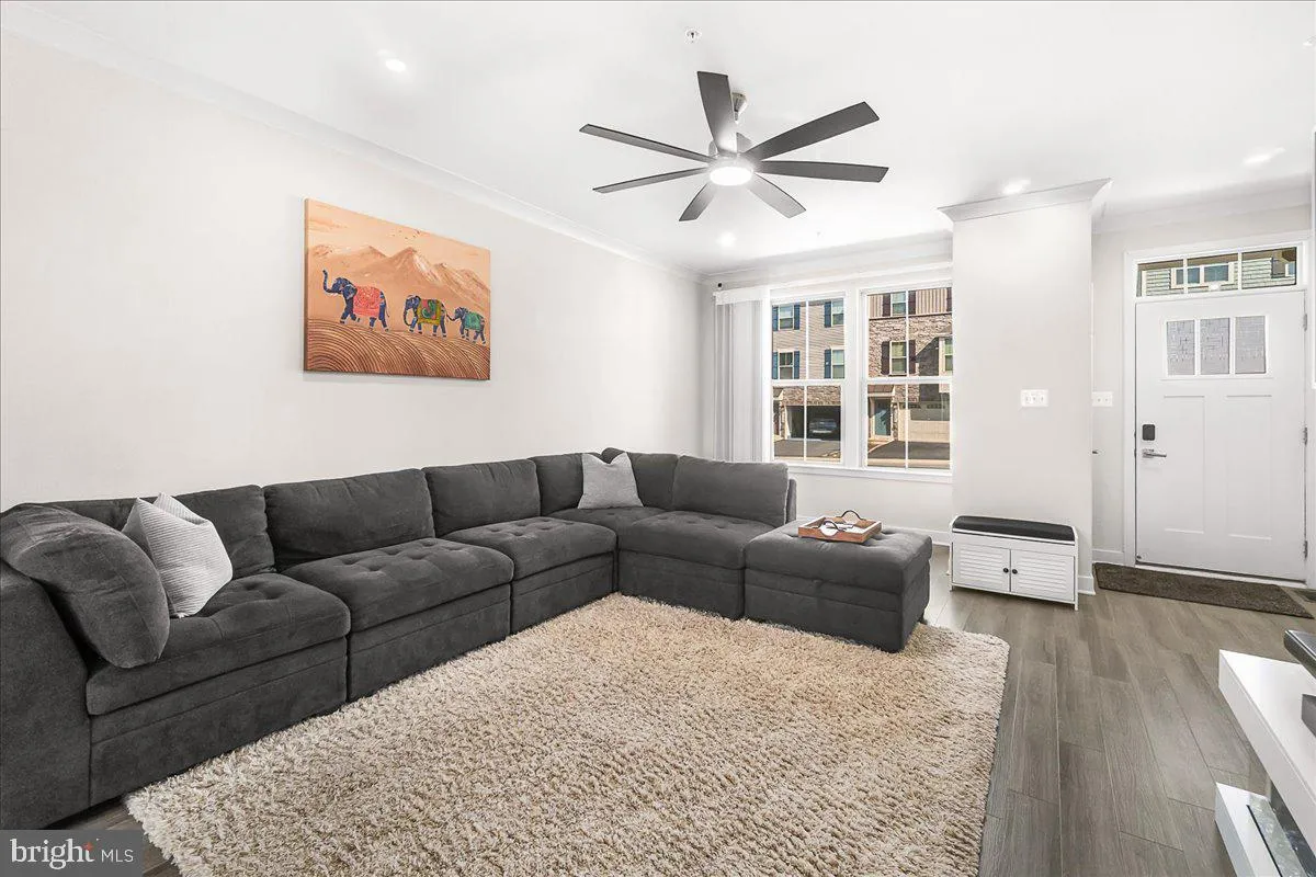 New Market, Maryland 21774, United States, 4 Bedrooms Bedrooms, ,4 BathroomsBathrooms,Residential,Contingent,124747