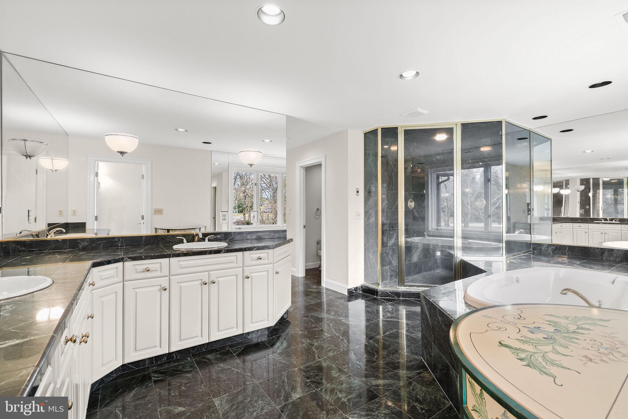 HILLSTEAD - Residential