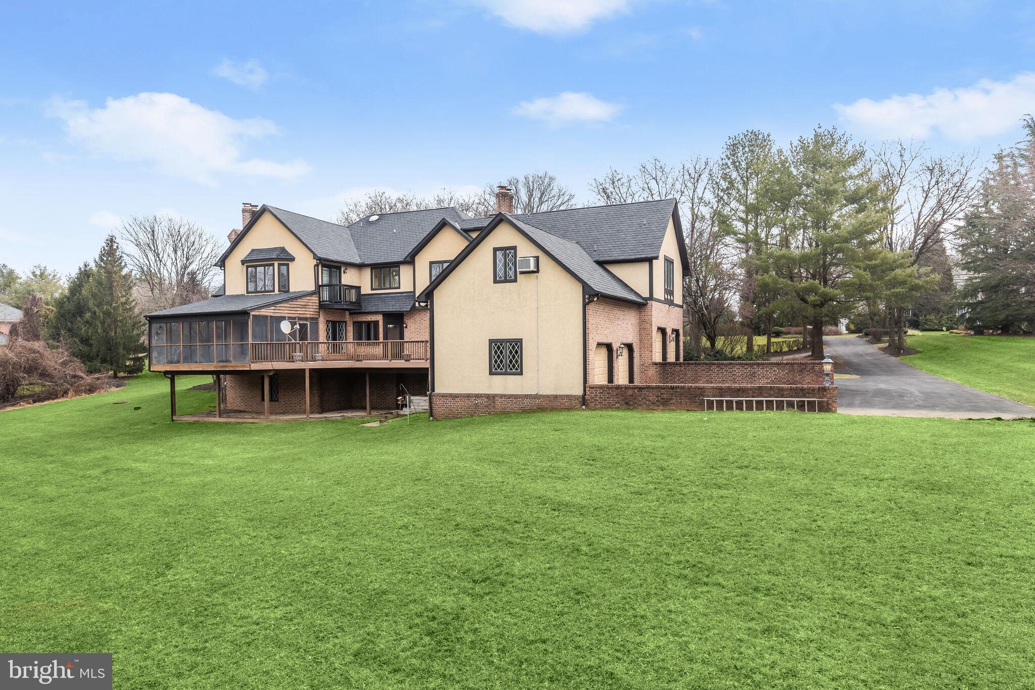 HILLSTEAD - Residential