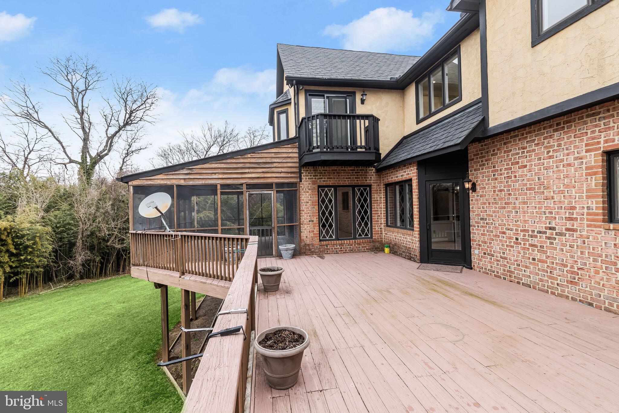 HILLSTEAD - Residential