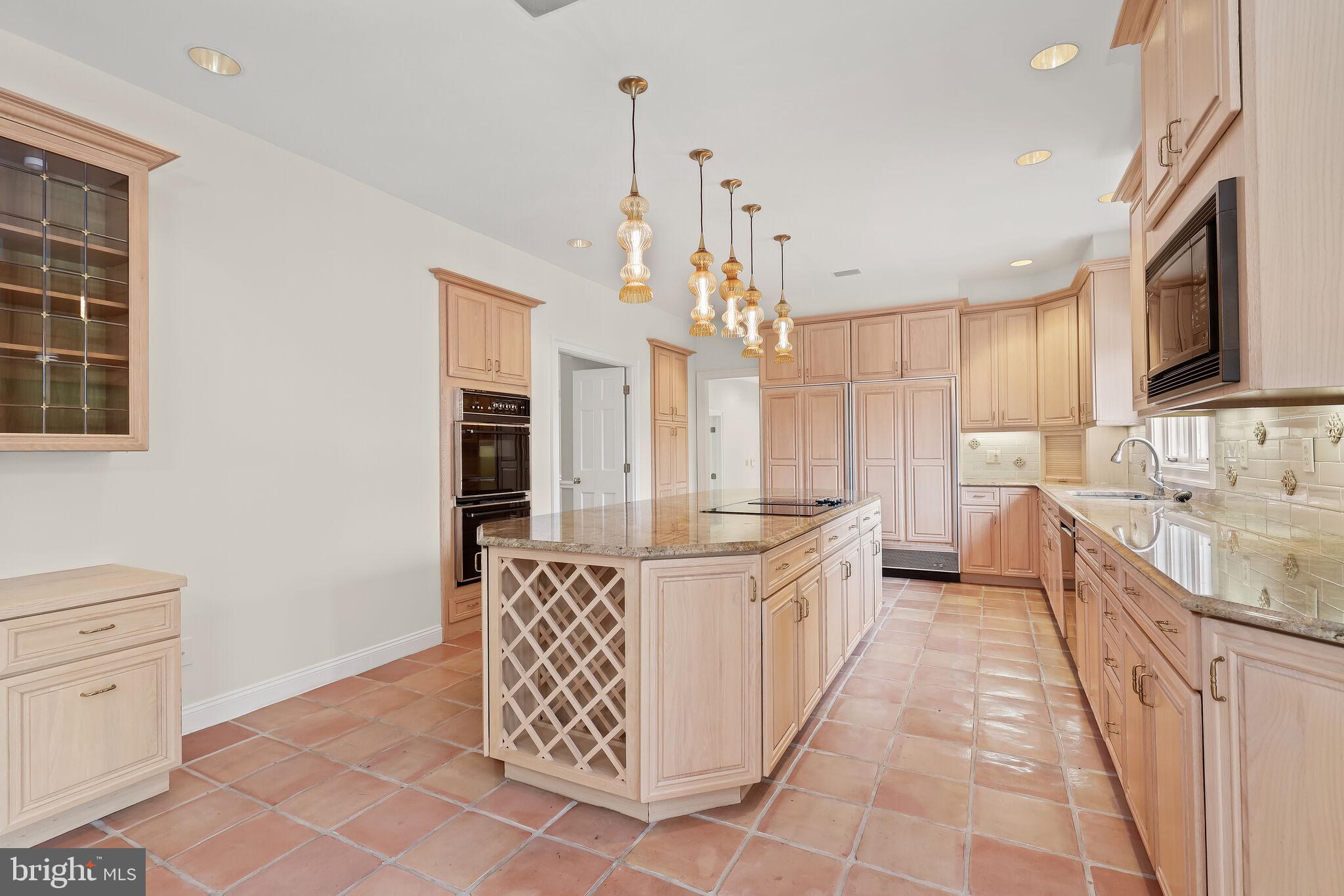 HILLSTEAD - Residential