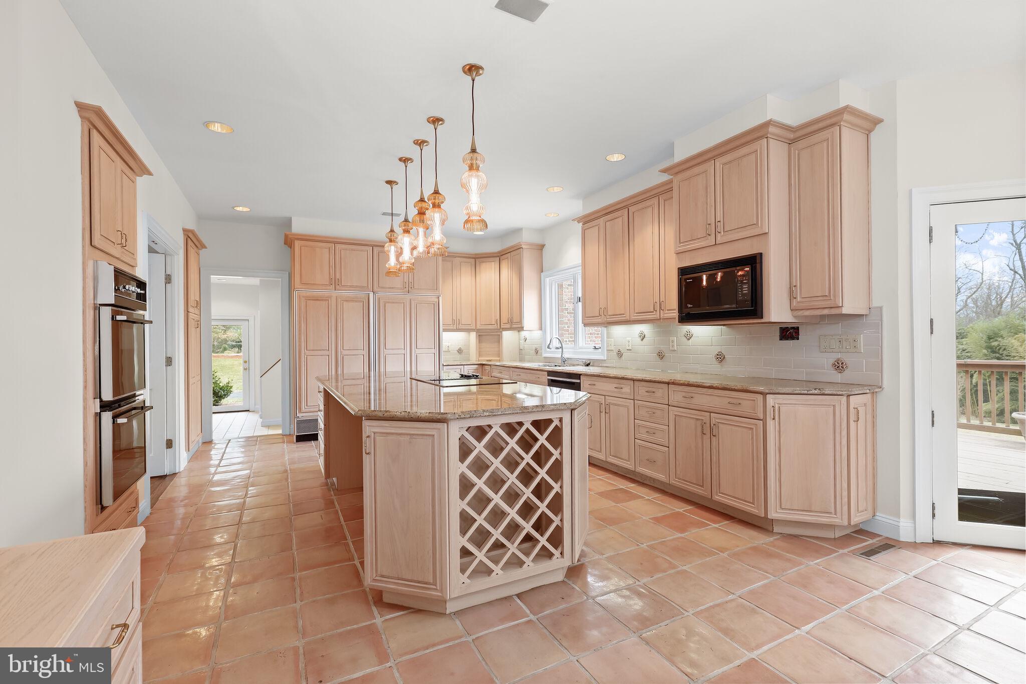 HILLSTEAD - Residential