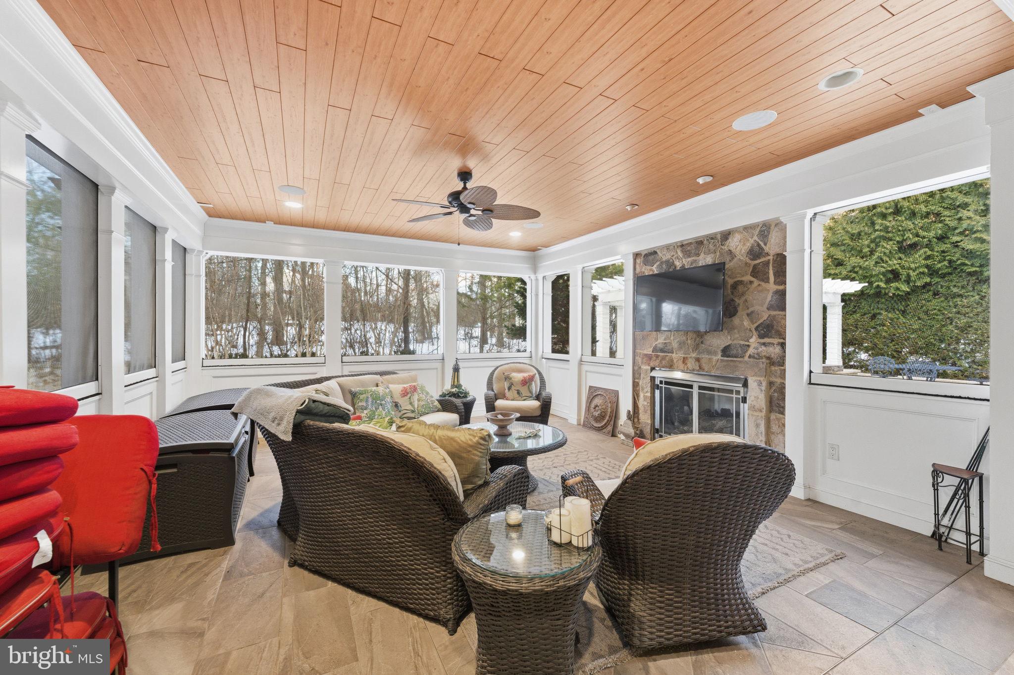 OAK HILL RESERVE - Residential