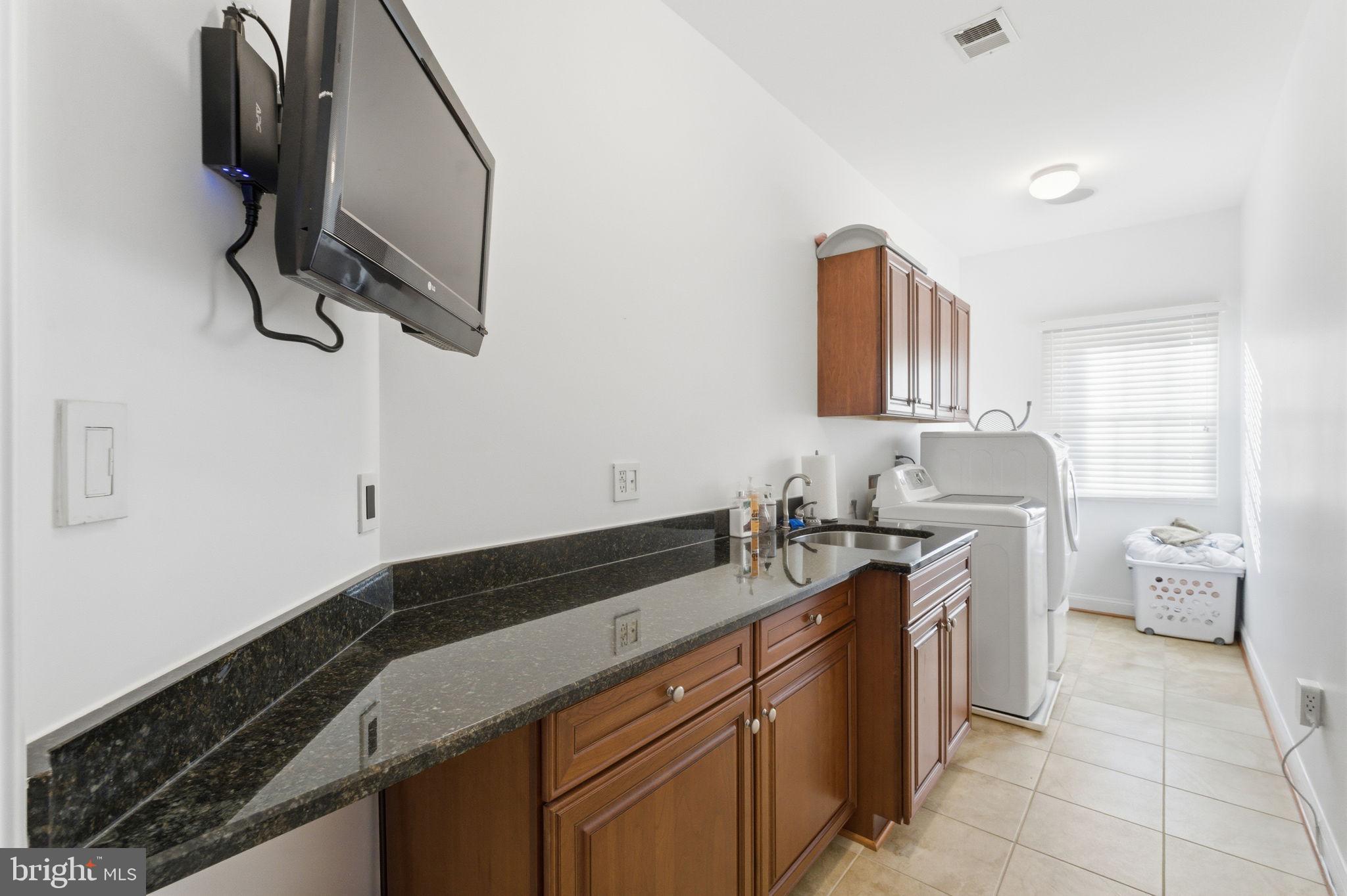 OAK HILL RESERVE - Residential