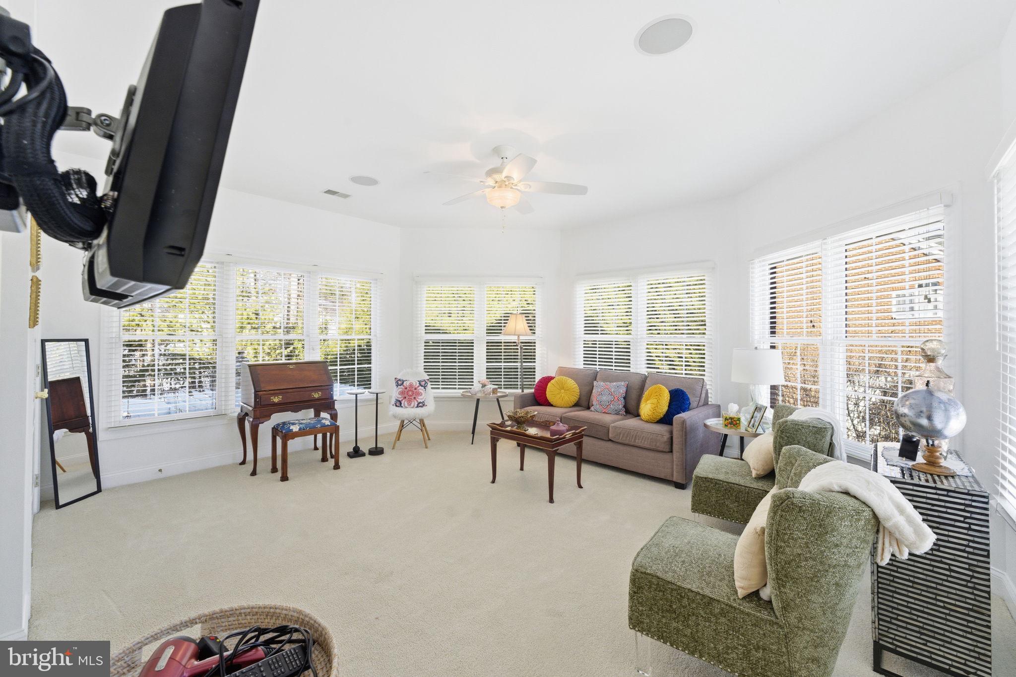 OAK HILL RESERVE - Residential