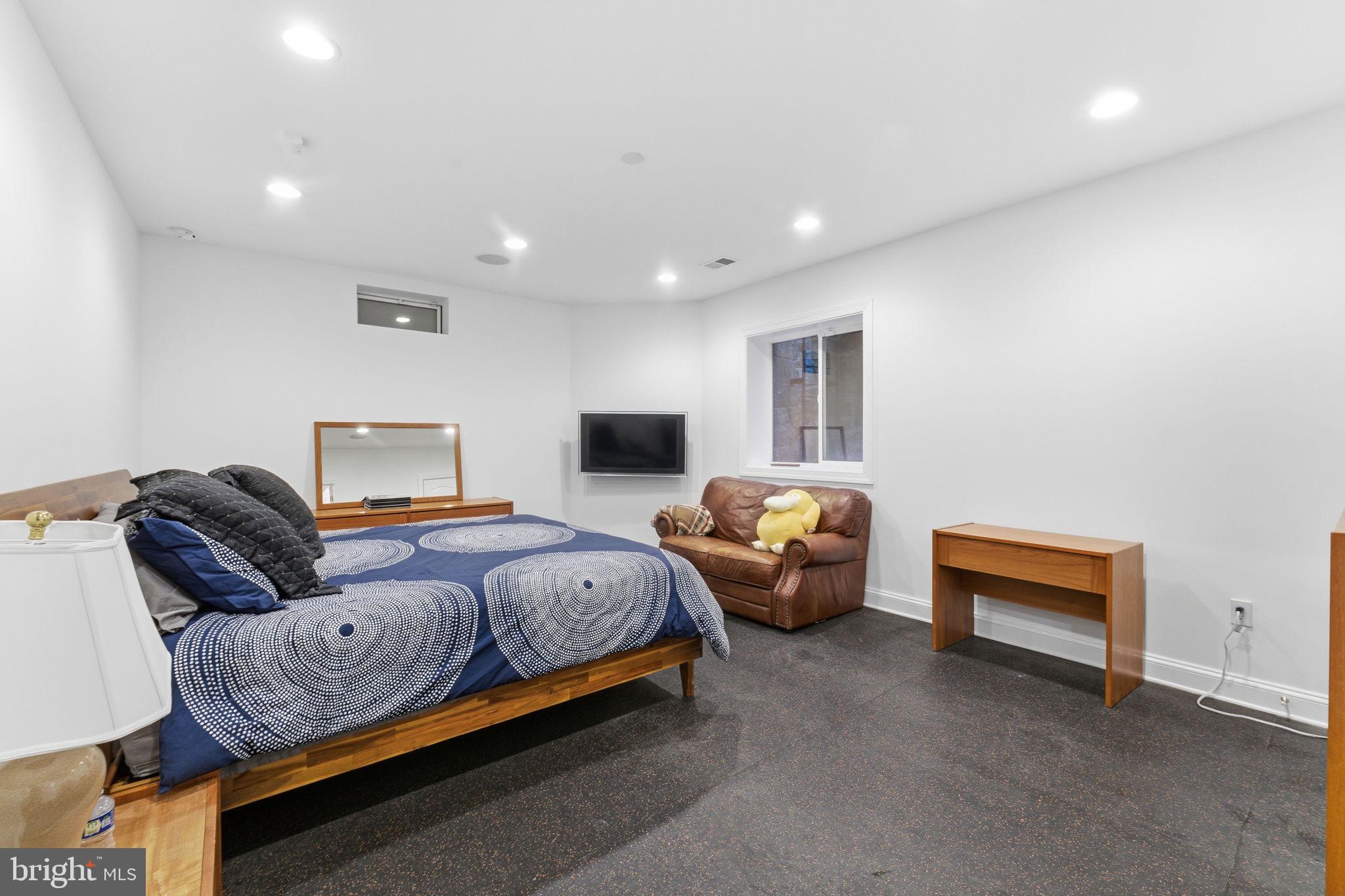 OAK HILL RESERVE - Residential