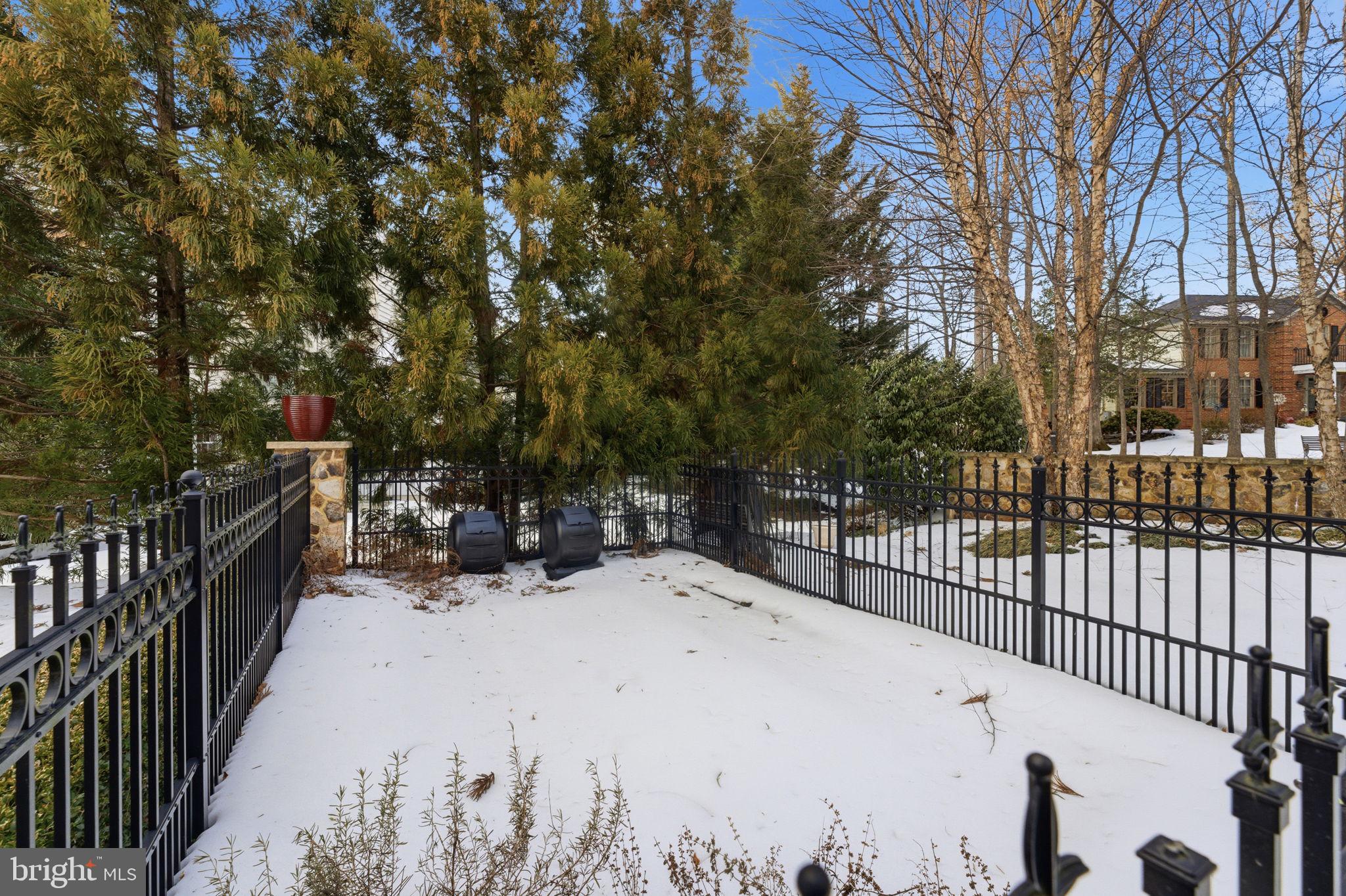 OAK HILL RESERVE - Residential