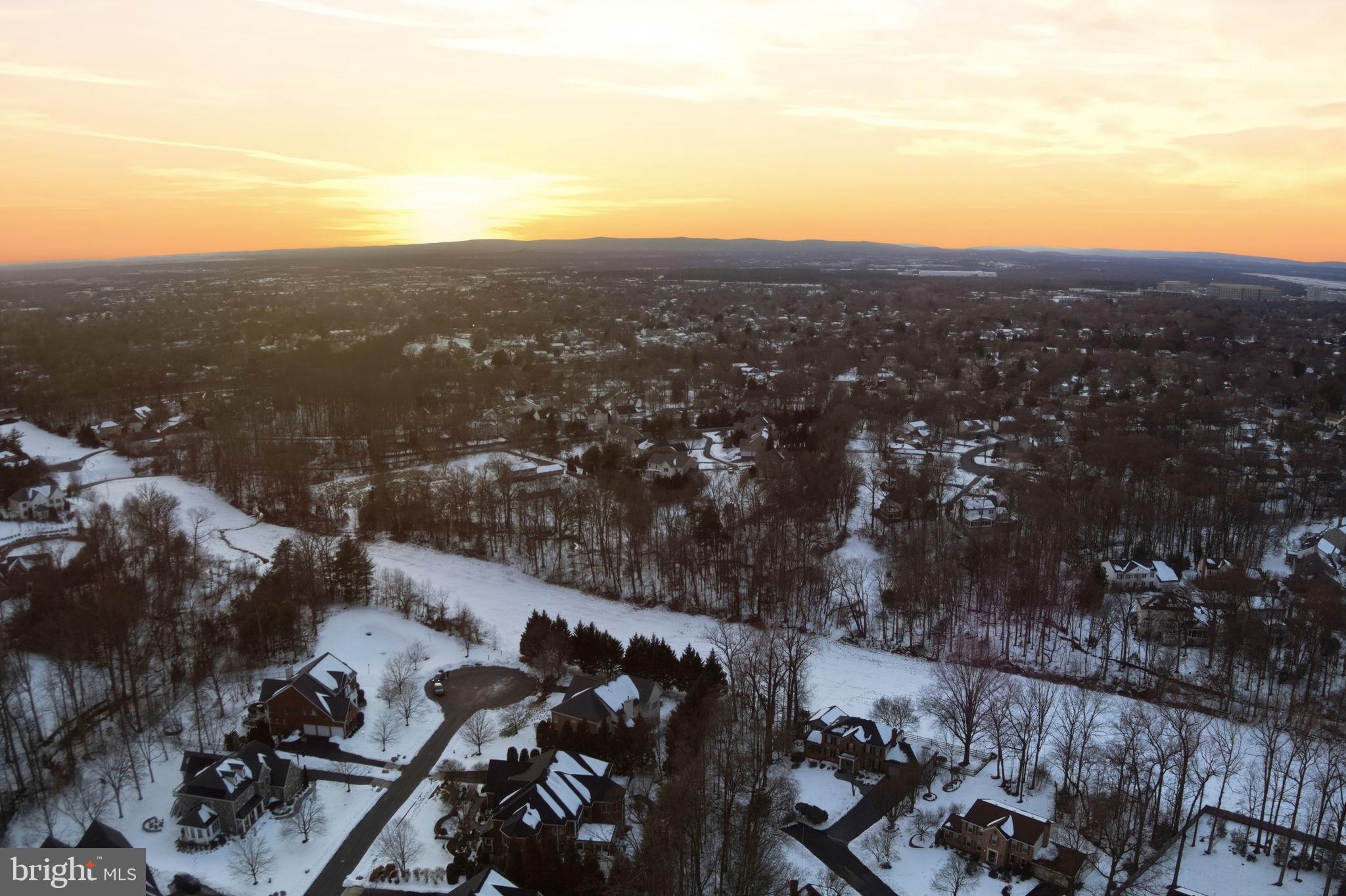 OAK HILL RESERVE - Residential
