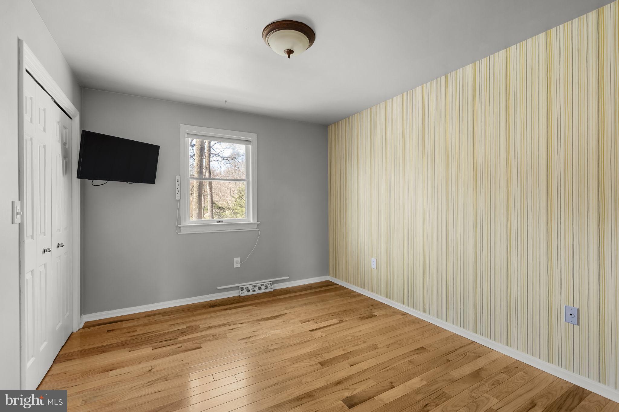 ELIZABETHTOWN - Residential