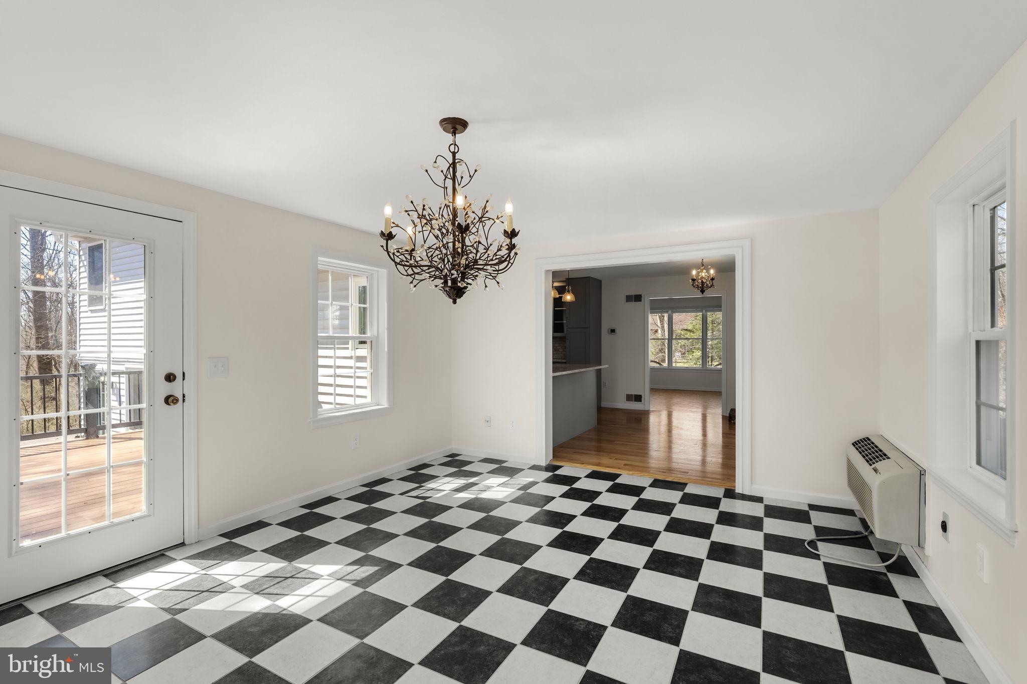 ELIZABETHTOWN - Residential