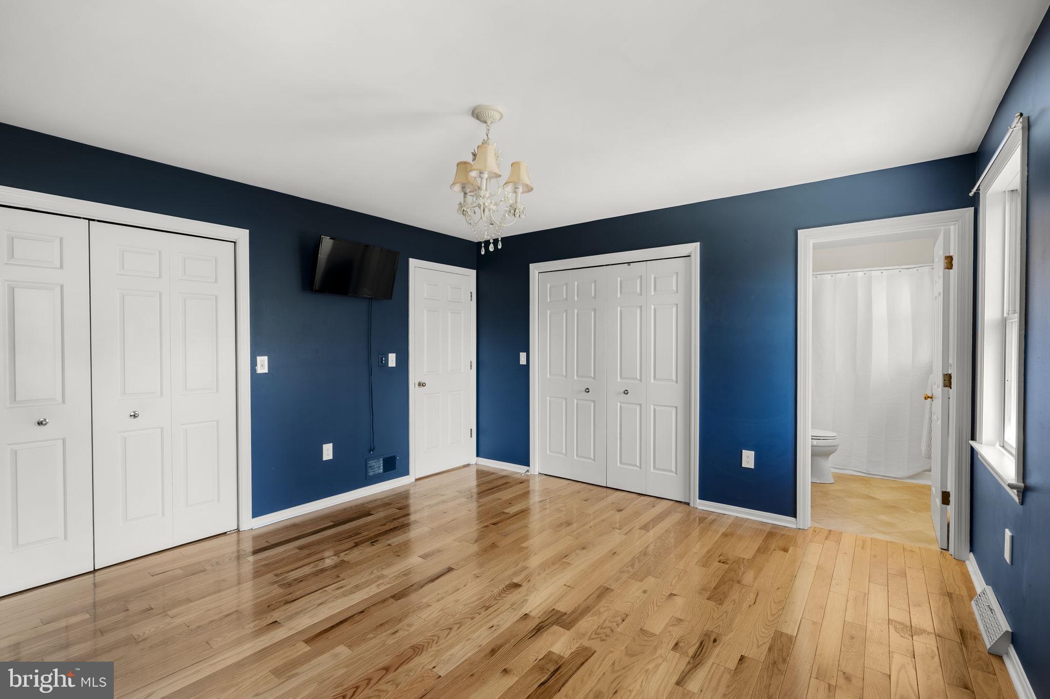 ELIZABETHTOWN - Residential