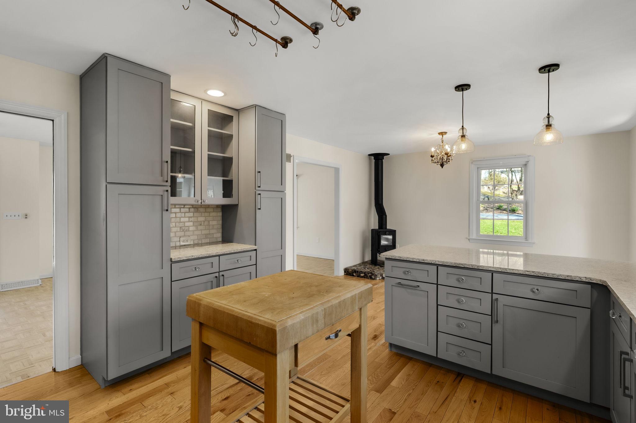 ELIZABETHTOWN - Residential