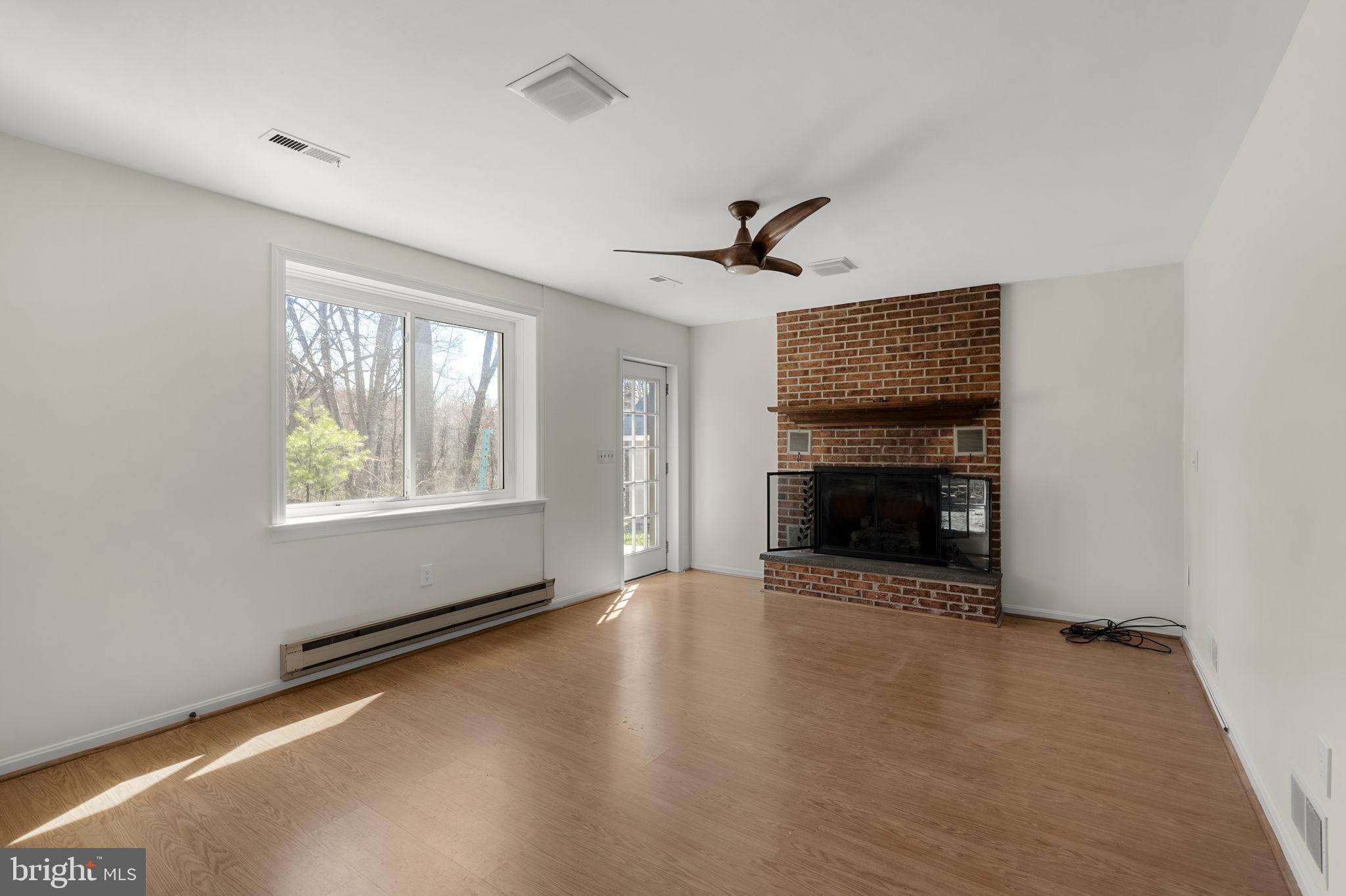 ELIZABETHTOWN - Residential