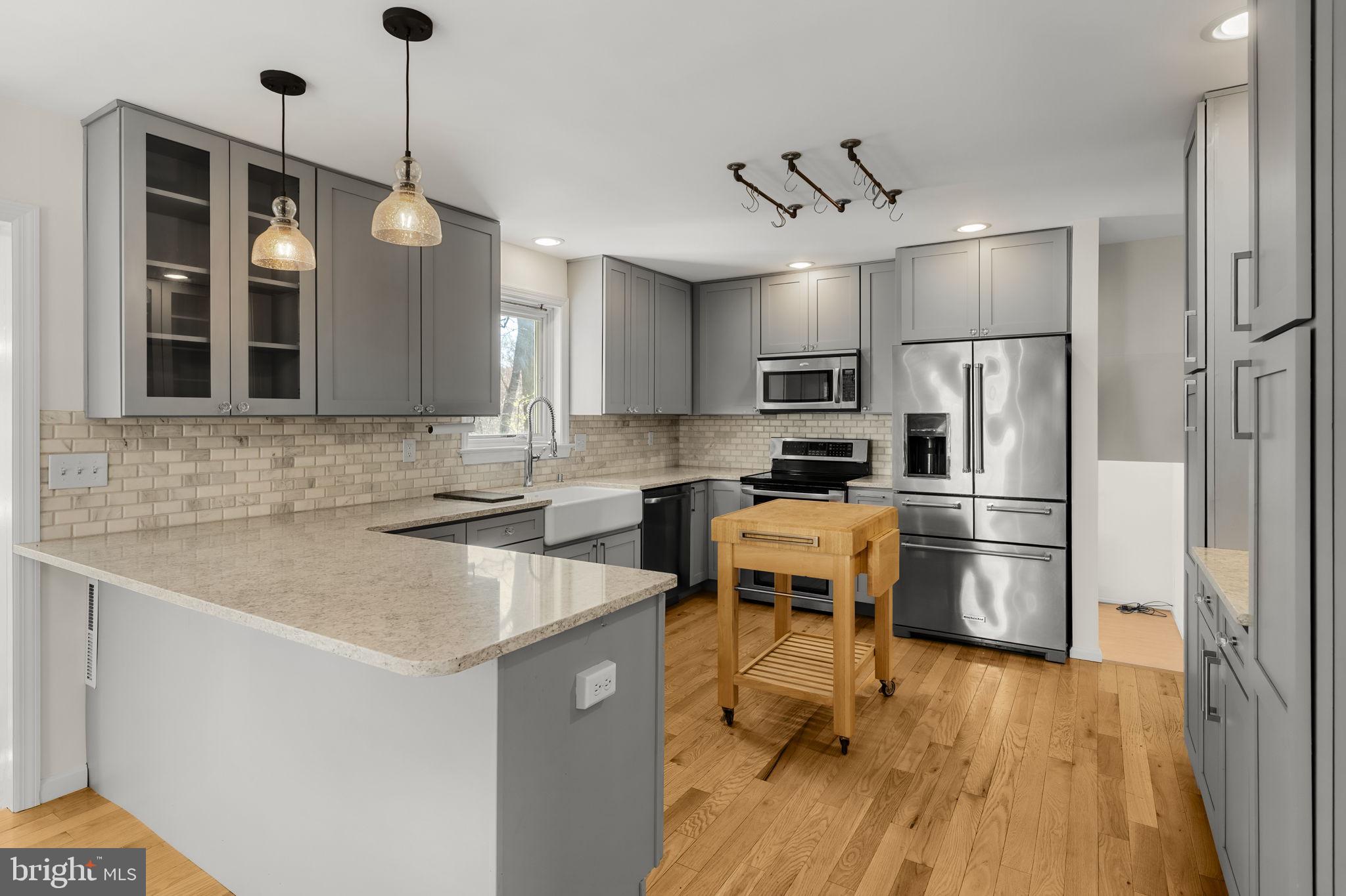 ELIZABETHTOWN - Residential