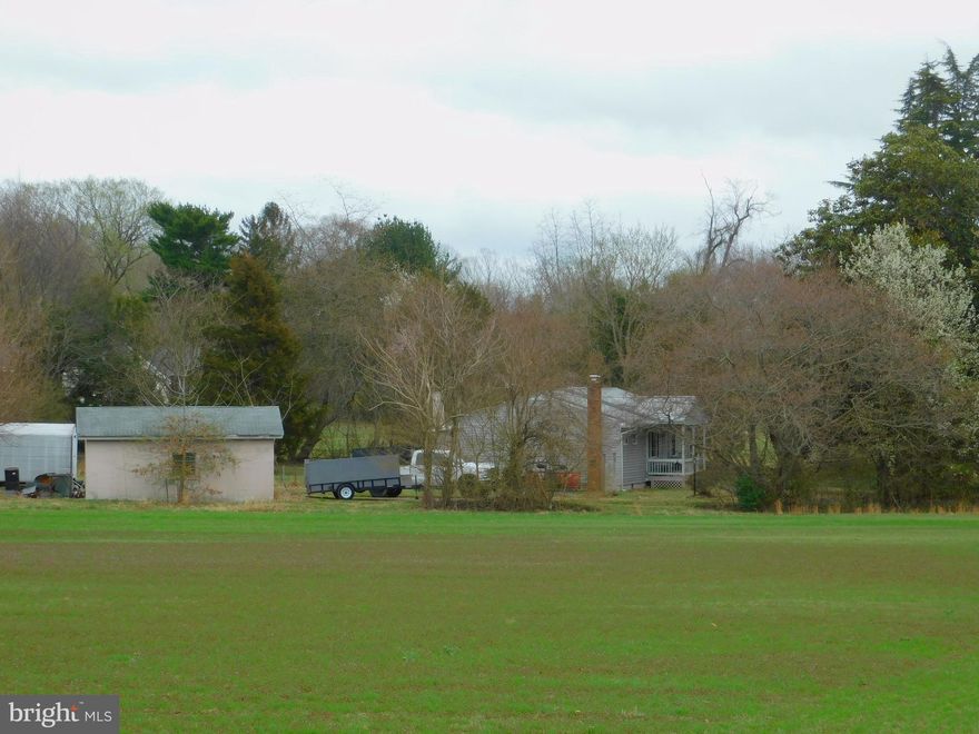 Three bedroom, two bath house on 2+ acres of rural bliss.  Short commute to Dahlgren, King George and Colonial Beach. Easy drive to Fredericksburg and the VRE. Plenty of room for a garden and pets. Showings are arranged by appointment with the listing agent.