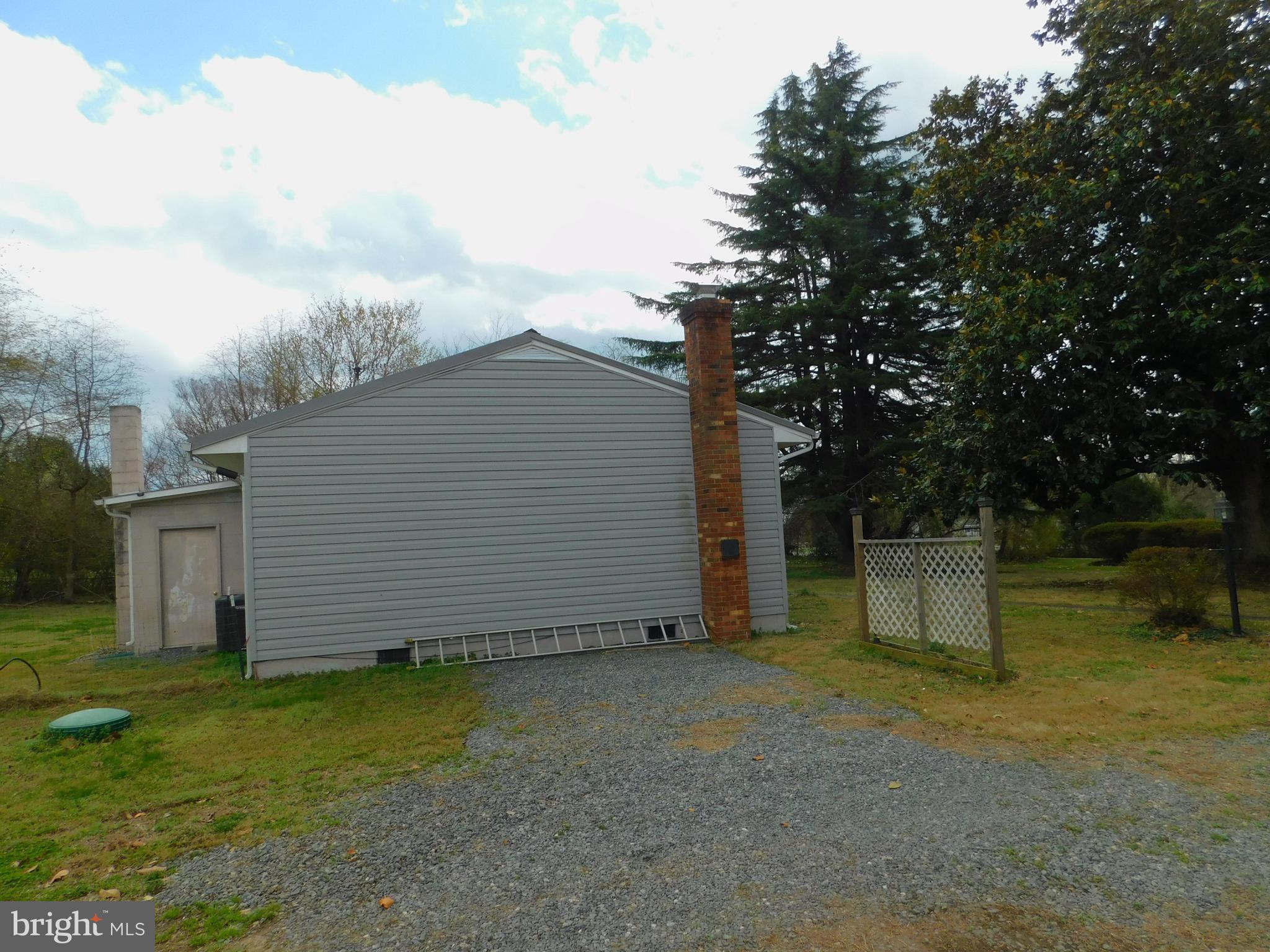 NON SUBDIVISION - Residential