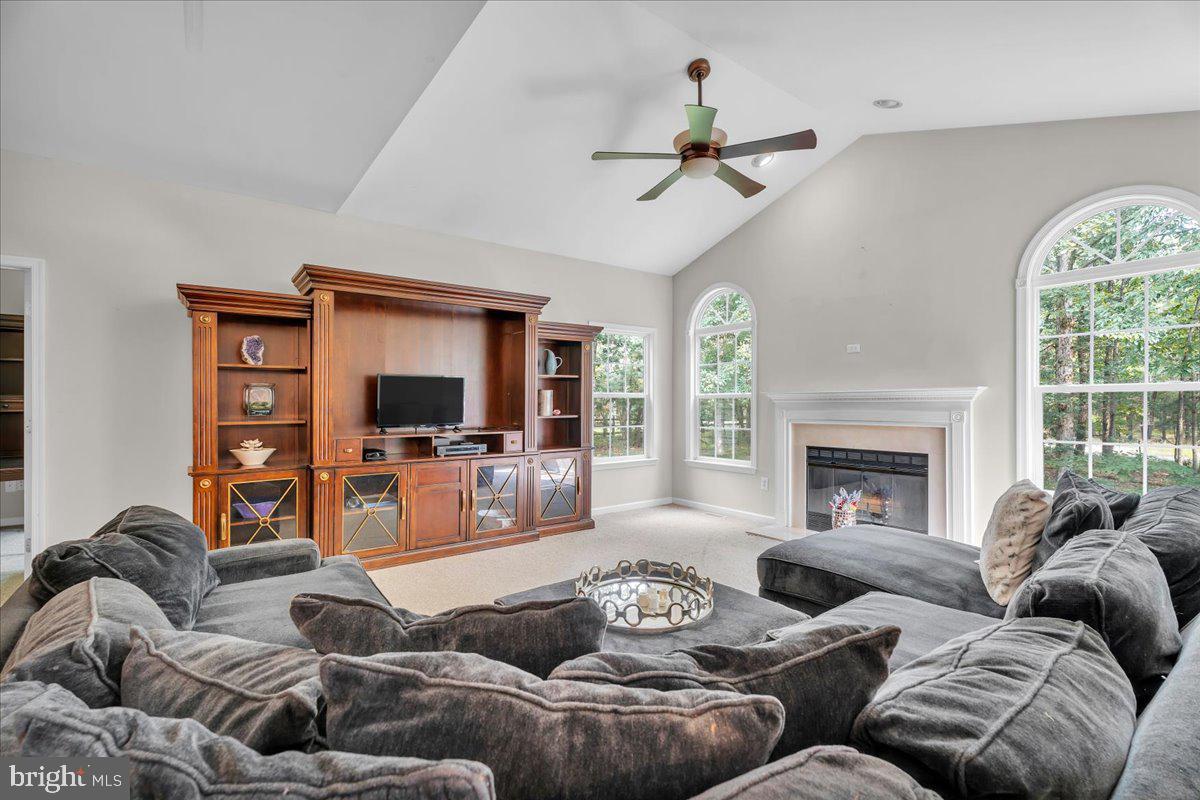 29 MIDBRIDGE DRIVE