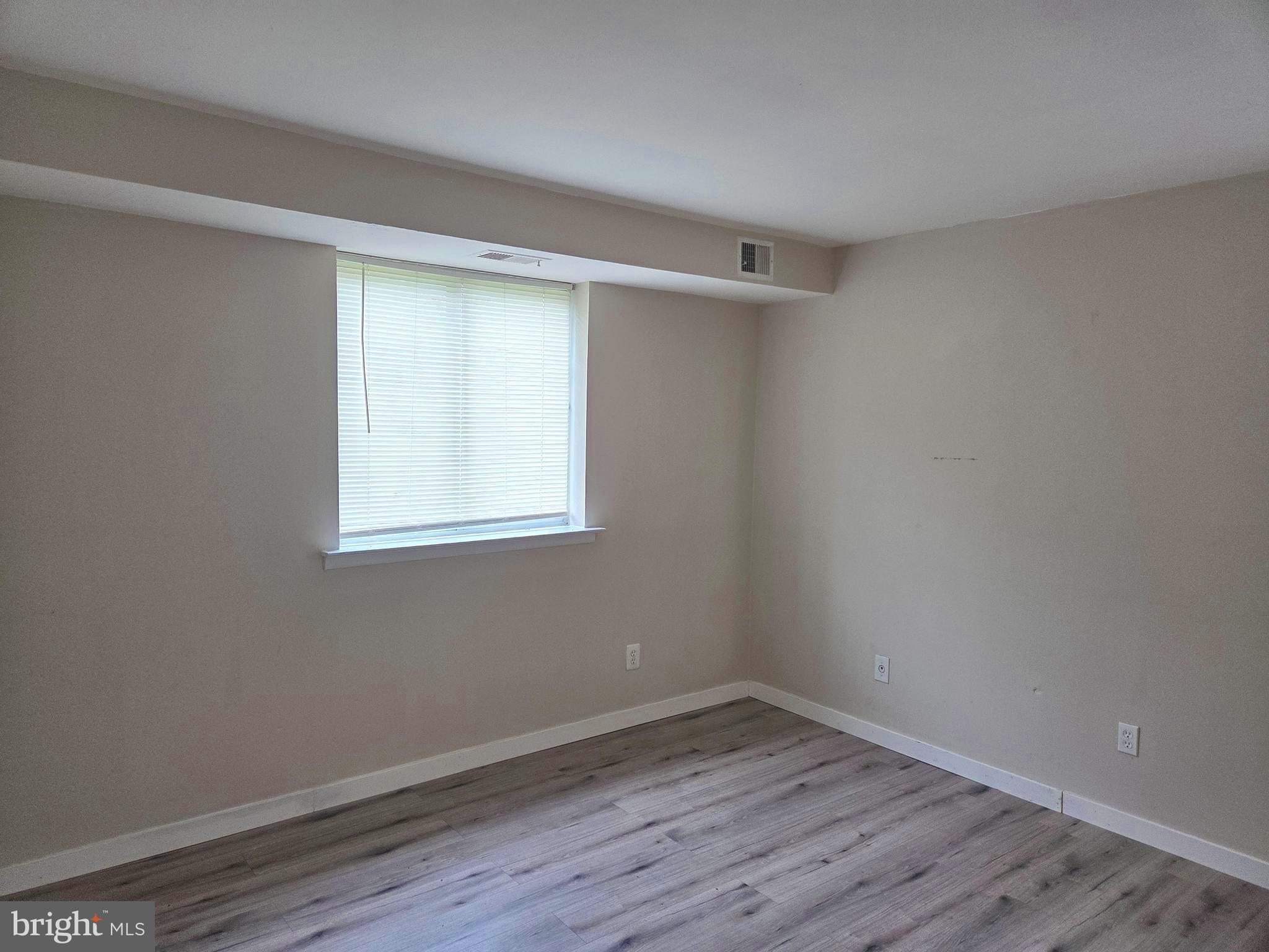 BUSTLETON - Residential Lease