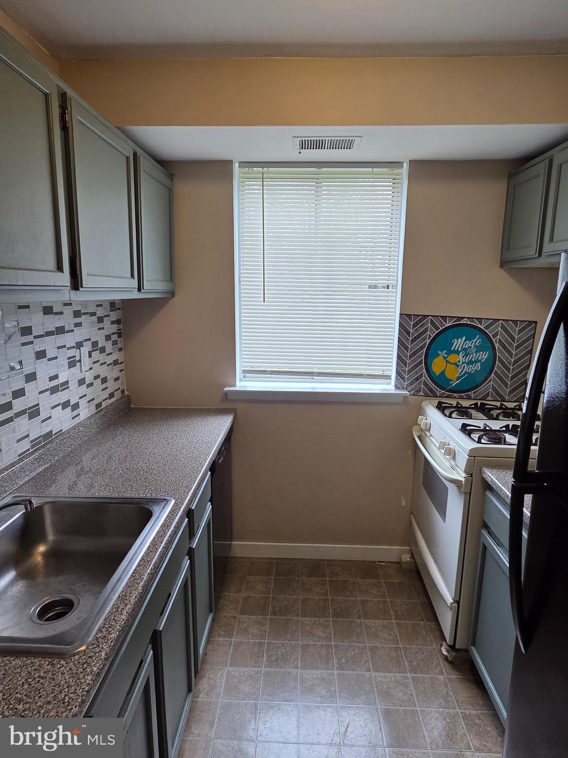 BUSTLETON - Residential Lease