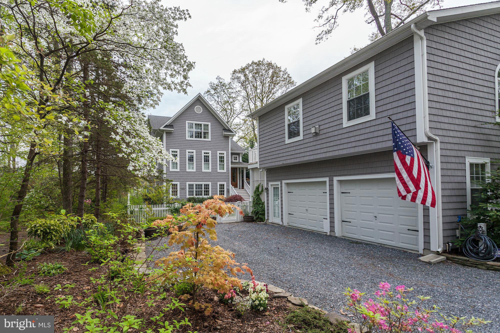 MAGOTHY BEACH - Residential