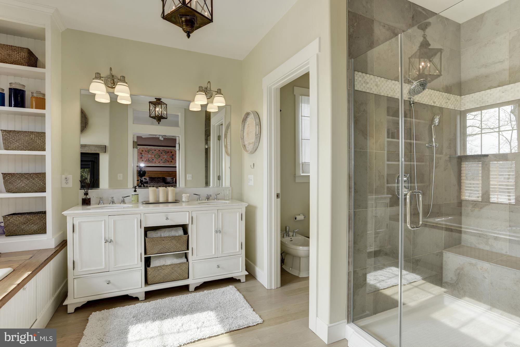 MAGOTHY BEACH - Residential