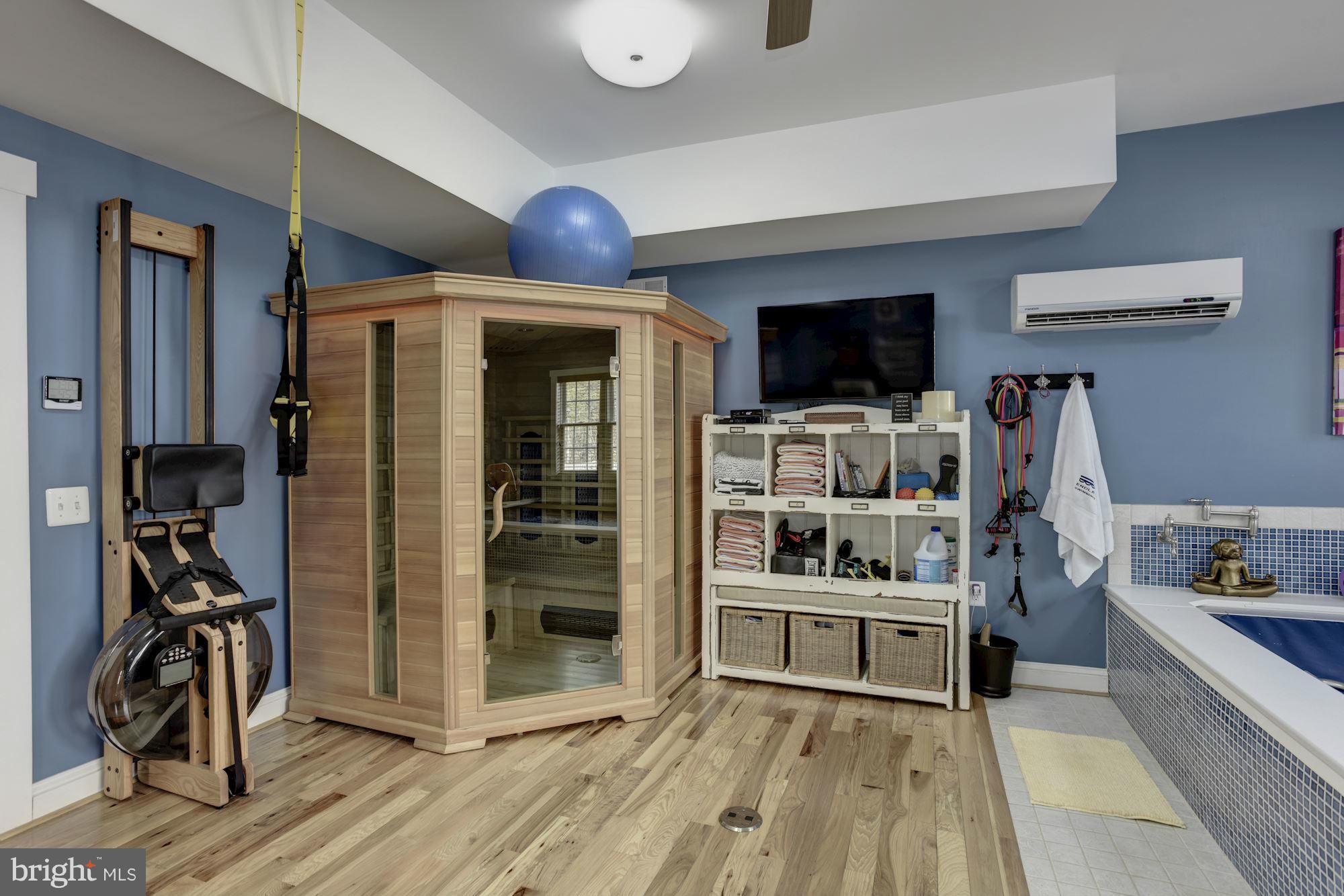 MAGOTHY BEACH - Residential