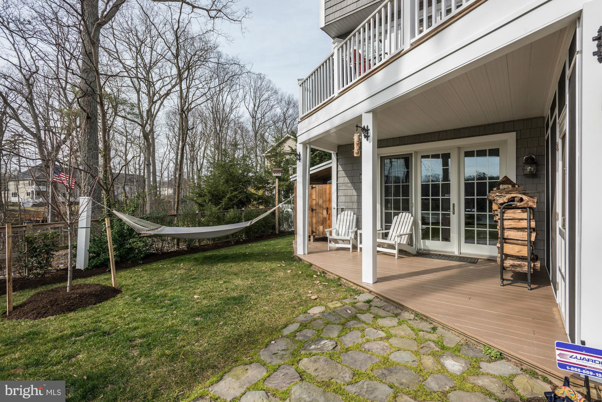 MAGOTHY BEACH - Residential