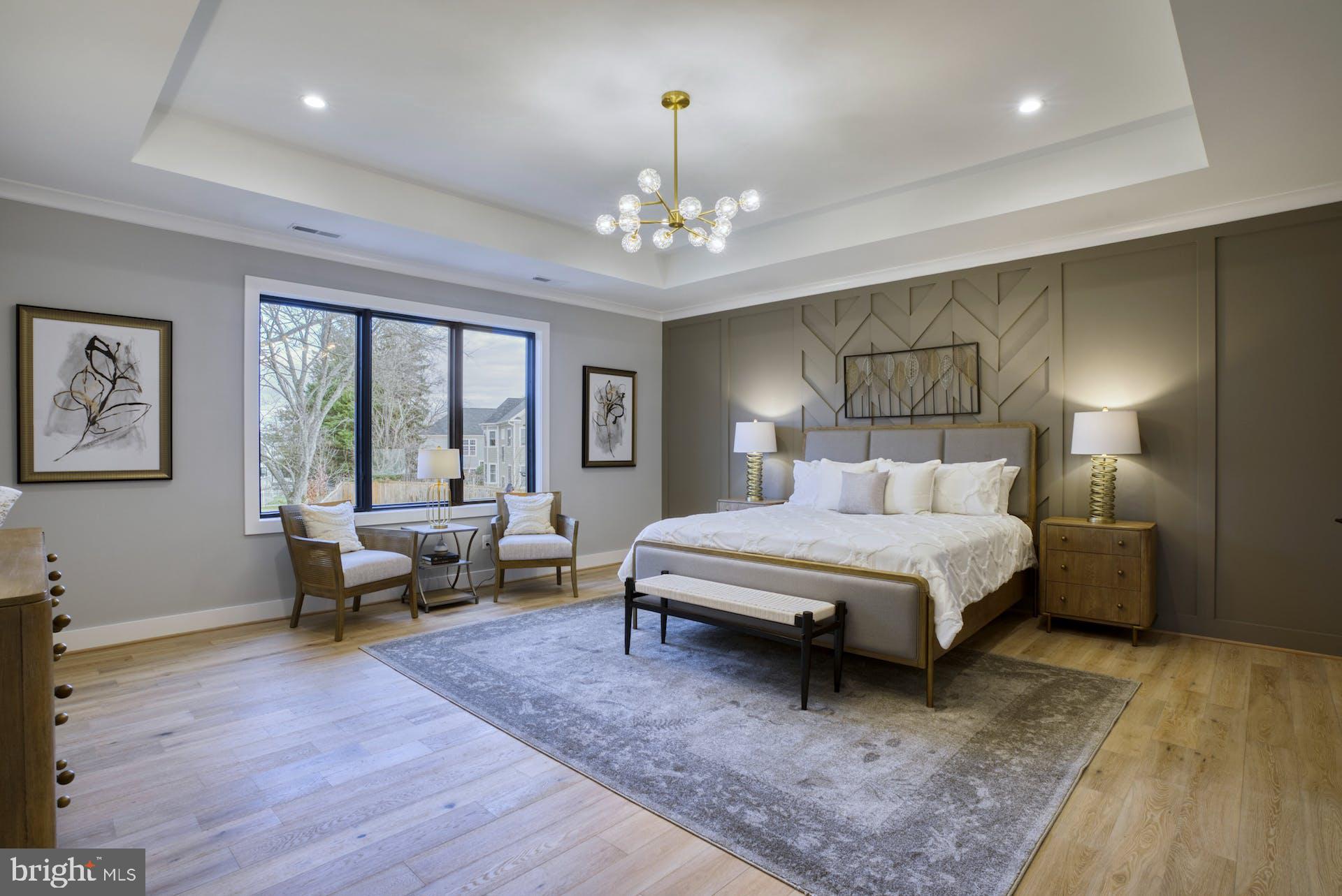 HILLSIDE MANOR - Residential