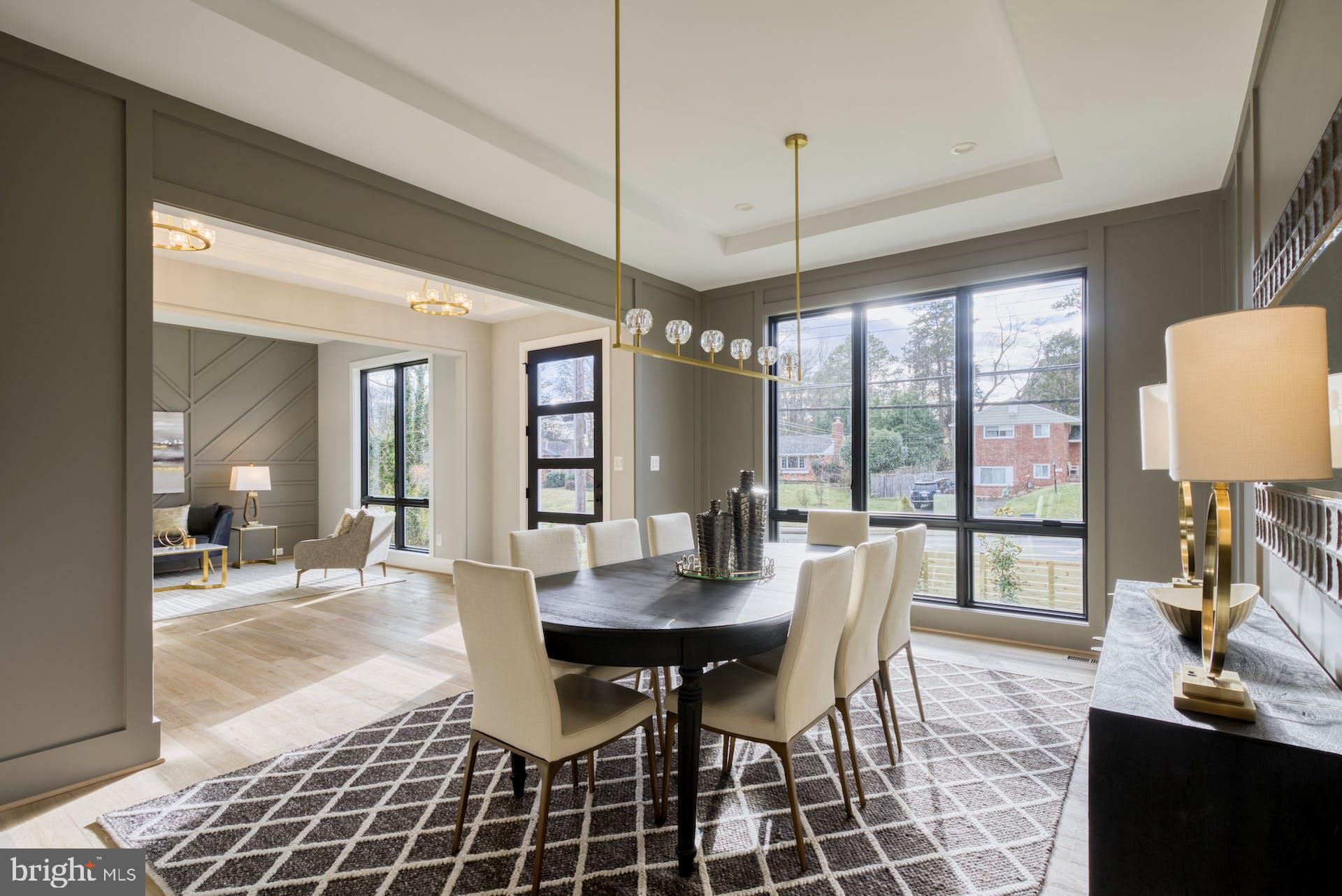 HILLSIDE MANOR - Residential