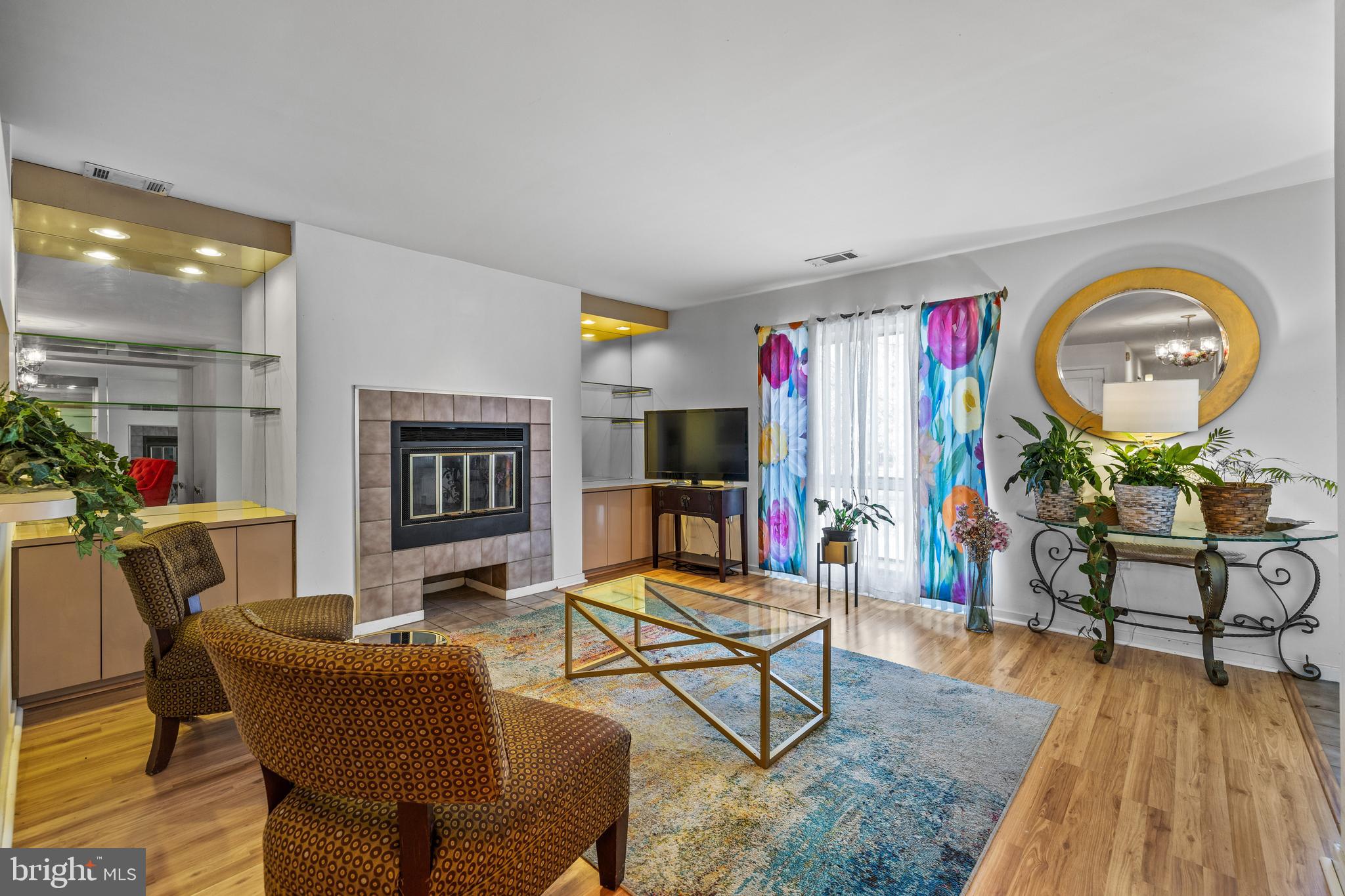 BEDFORD COMMONS - Residential