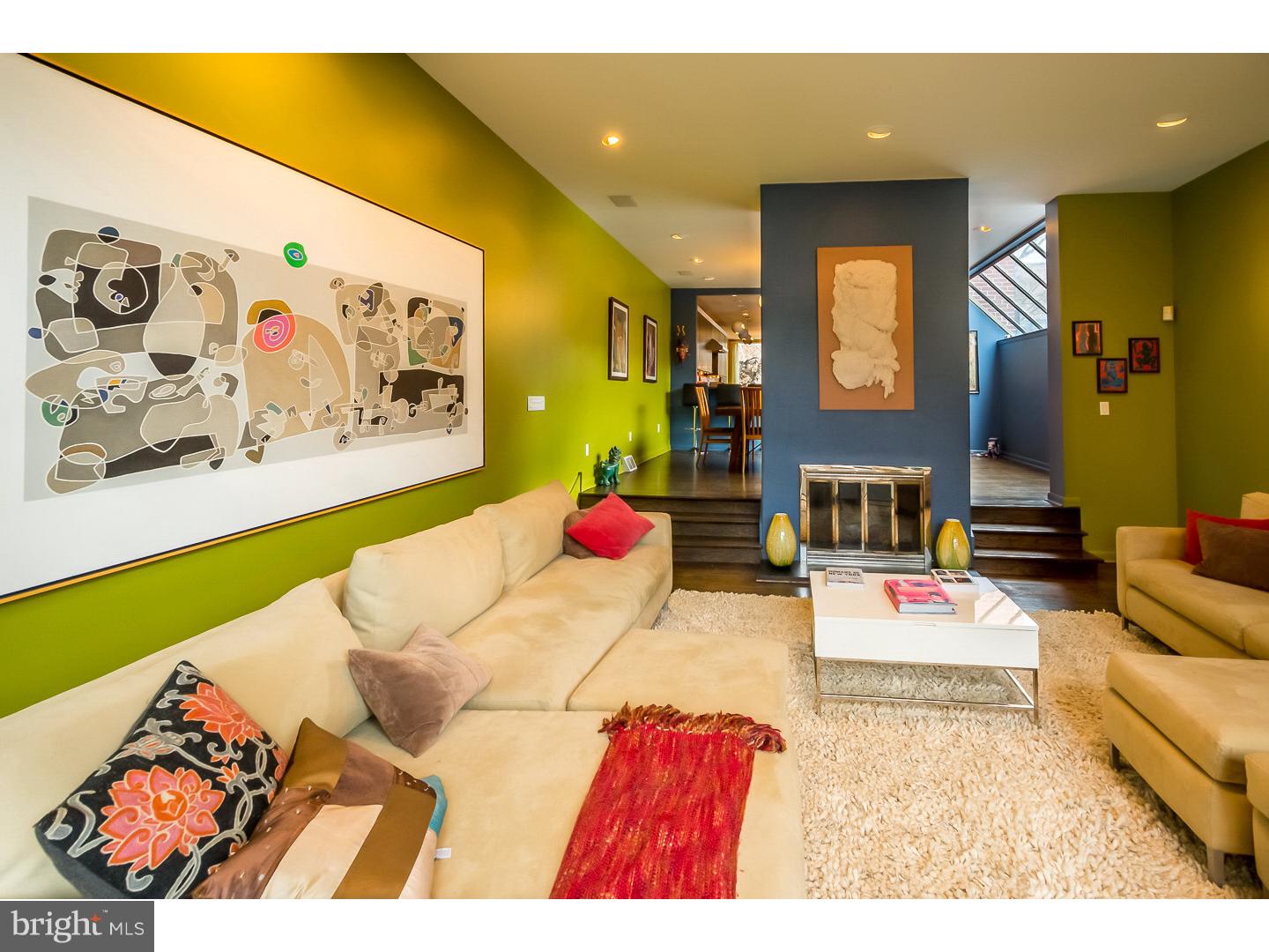 SOCIETY HILL - Residential