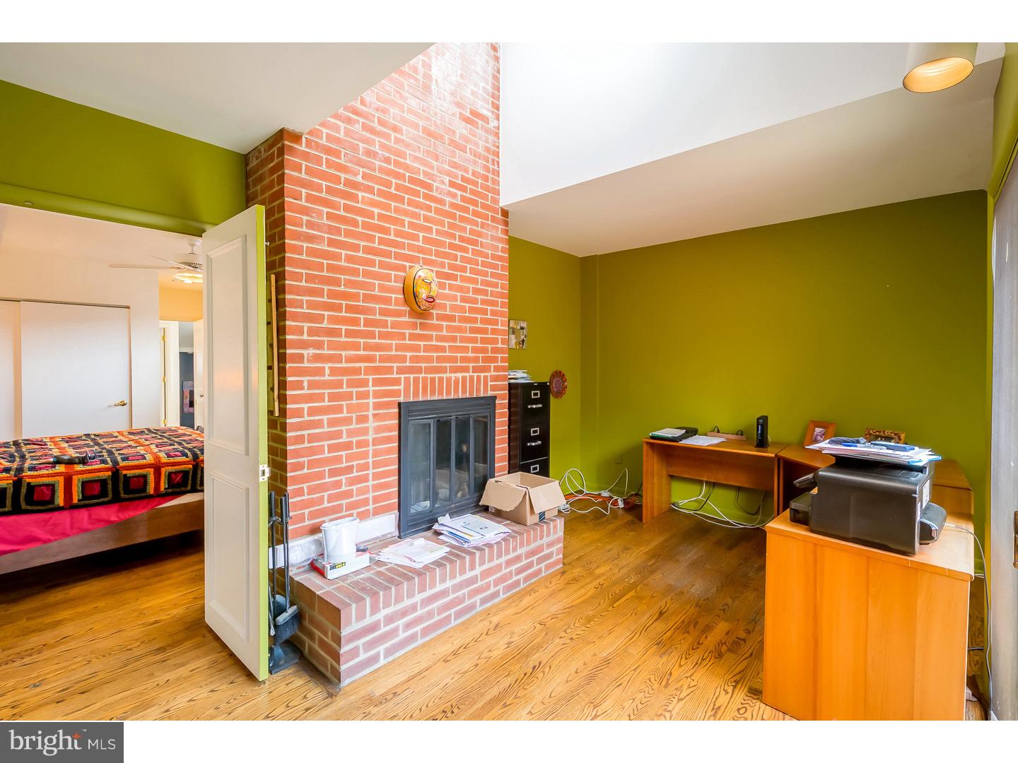 SOCIETY HILL - Residential