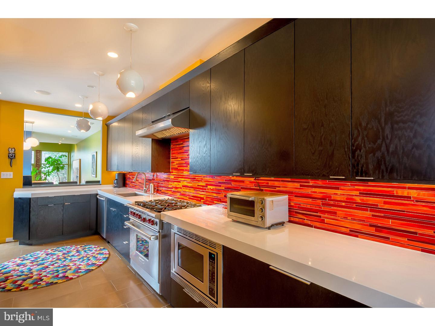 SOCIETY HILL - Residential