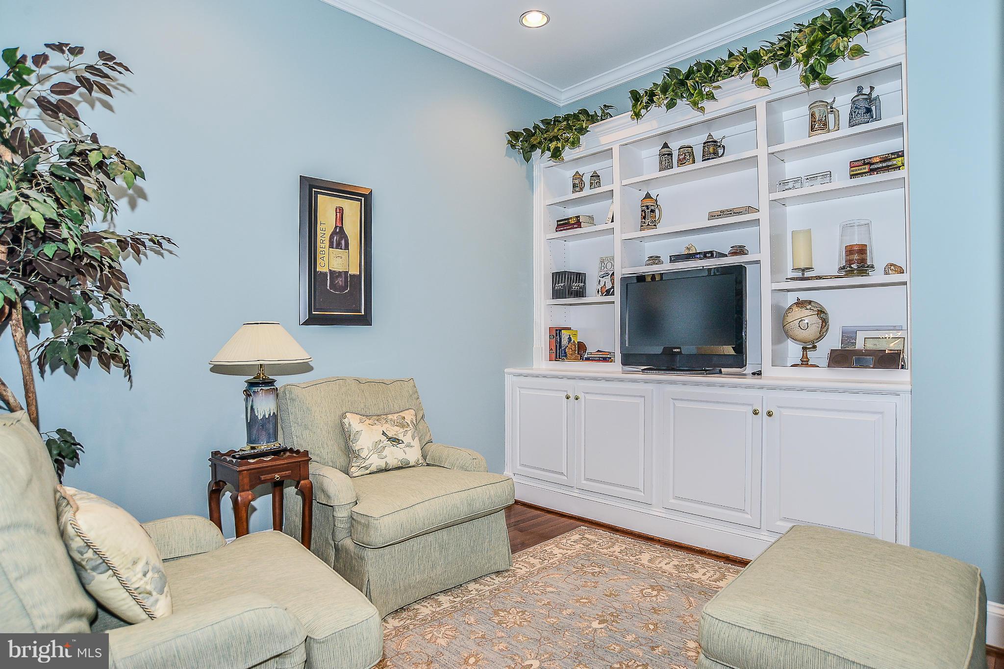 CEDAR LANE - Residential