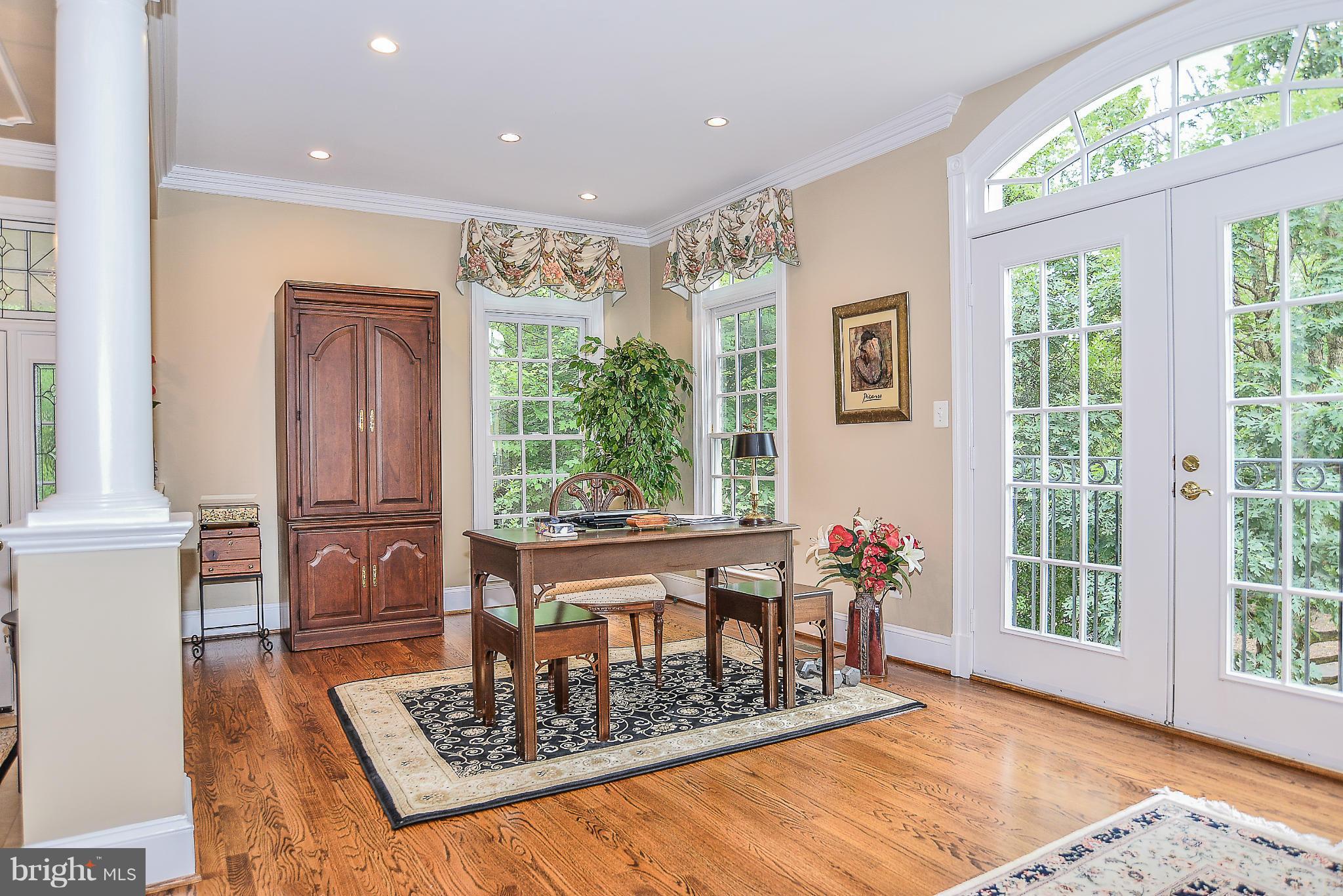 CEDAR LANE - Residential