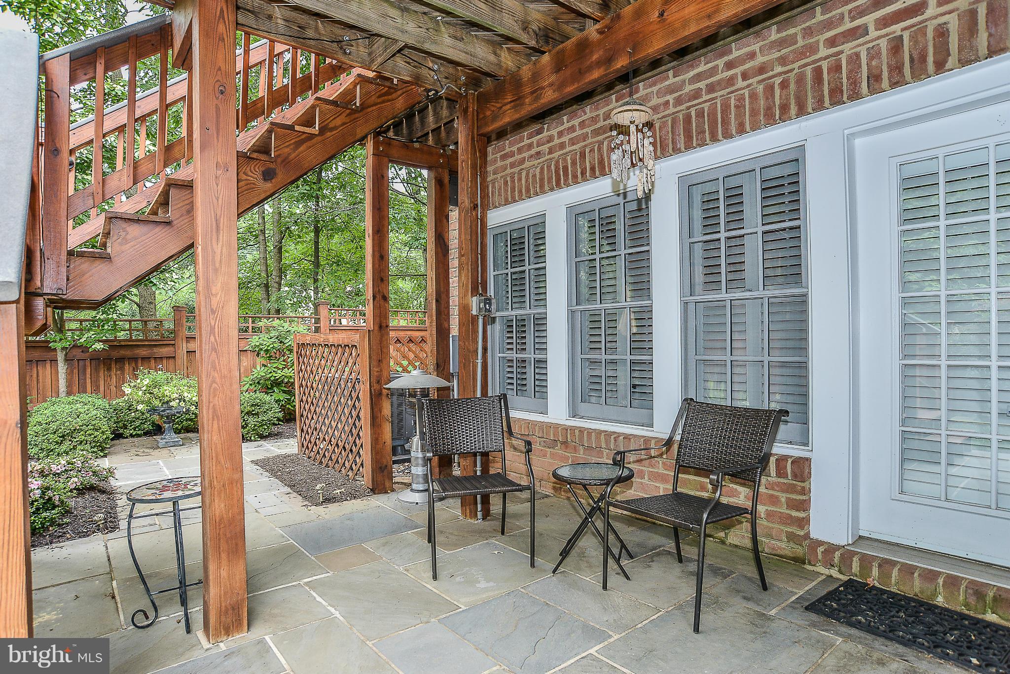 CEDAR LANE - Residential