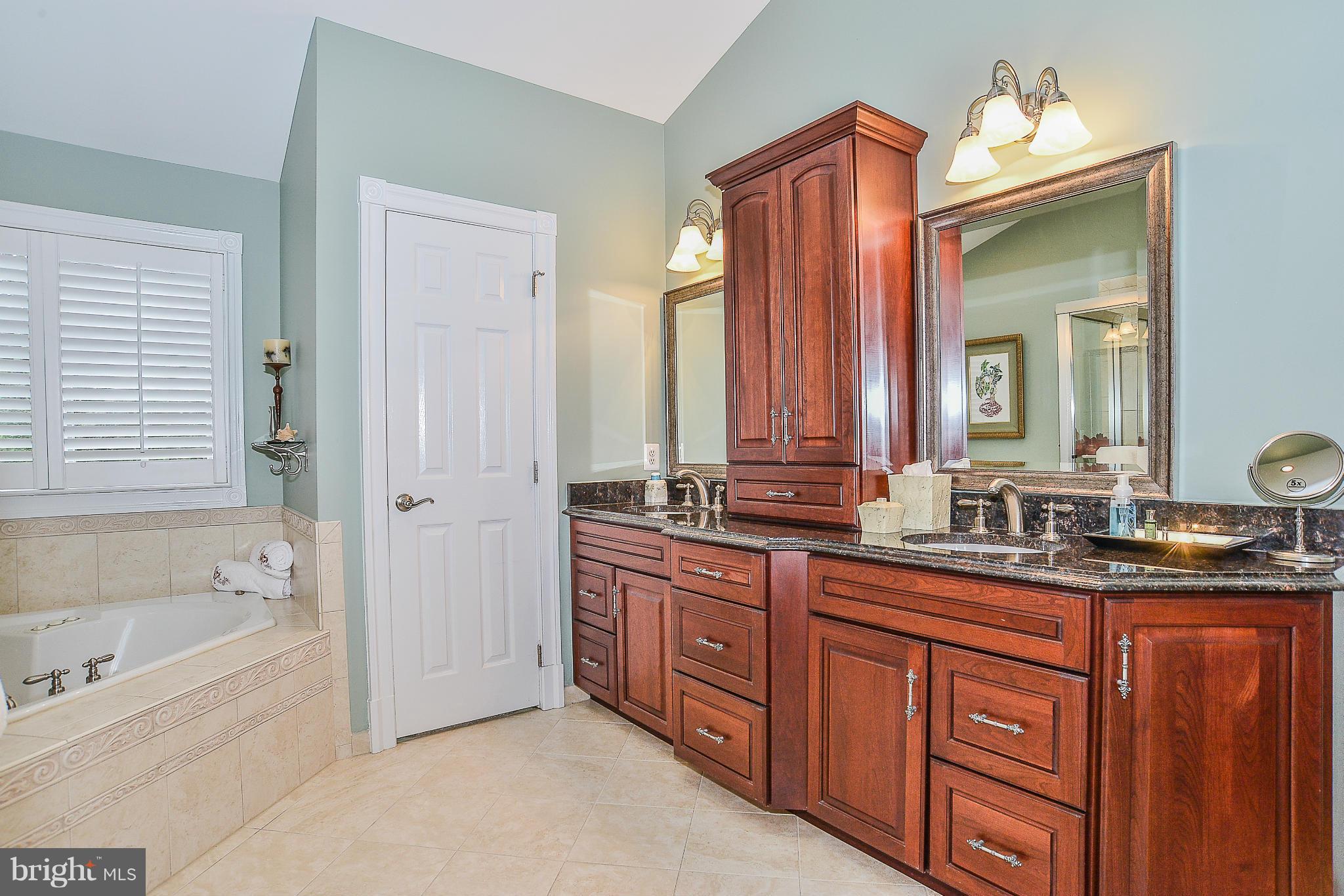 CEDAR LANE - Residential